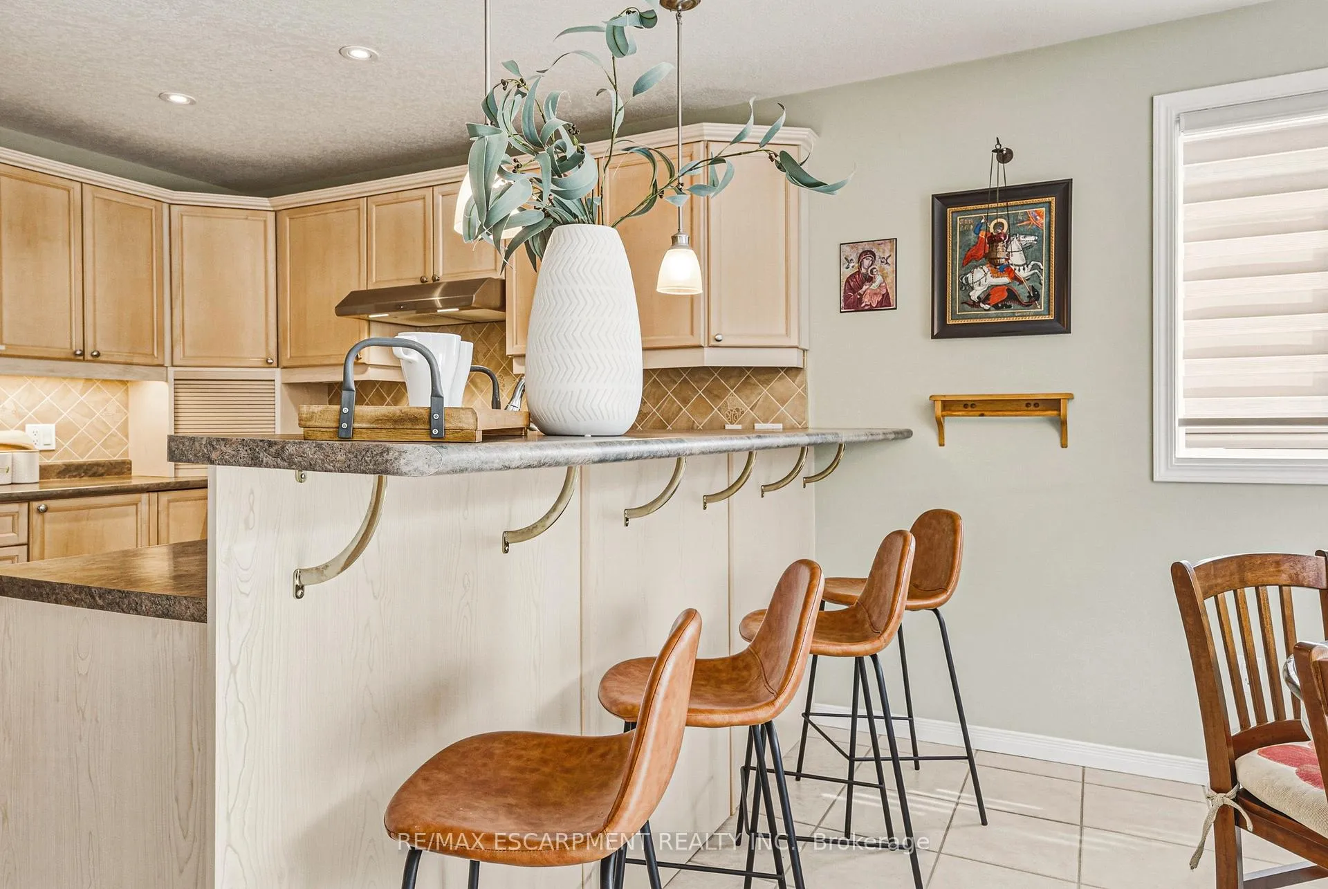 Photo 9 of 228 Holbeach Crescent, Waterloo — HOMEH