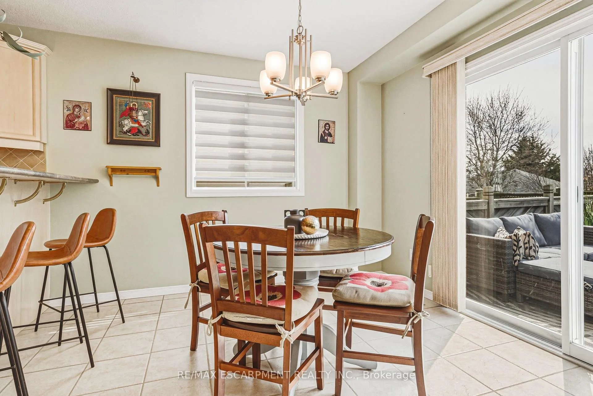 Photo 10 of 228 Holbeach Crescent, Waterloo — HOMEH