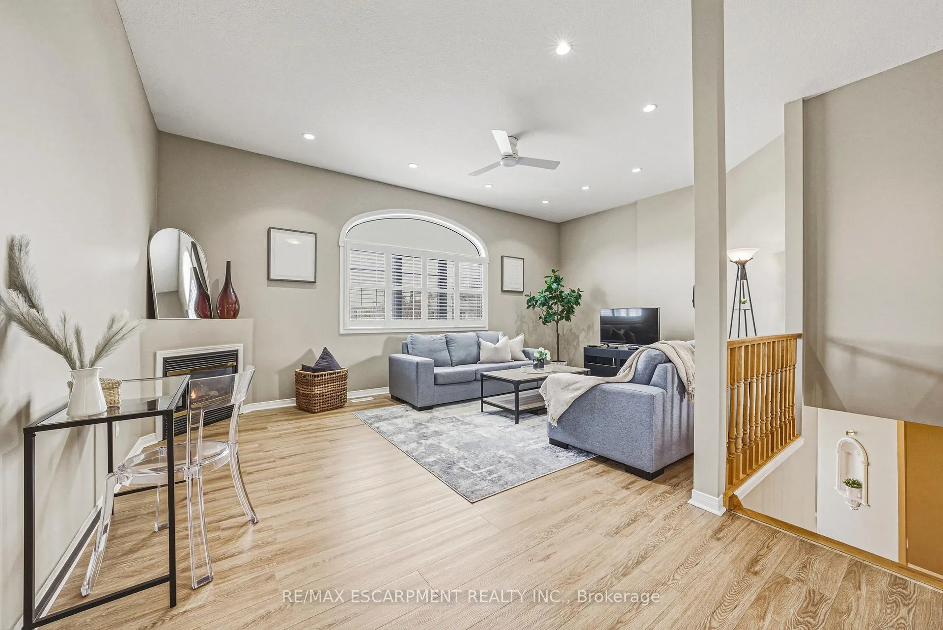 Photo 17 of 228 Holbeach Crescent, Waterloo — HOMEH