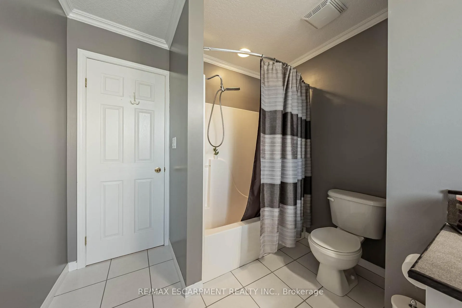 Photo 23 of 228 Holbeach Crescent, Waterloo — HOMEH