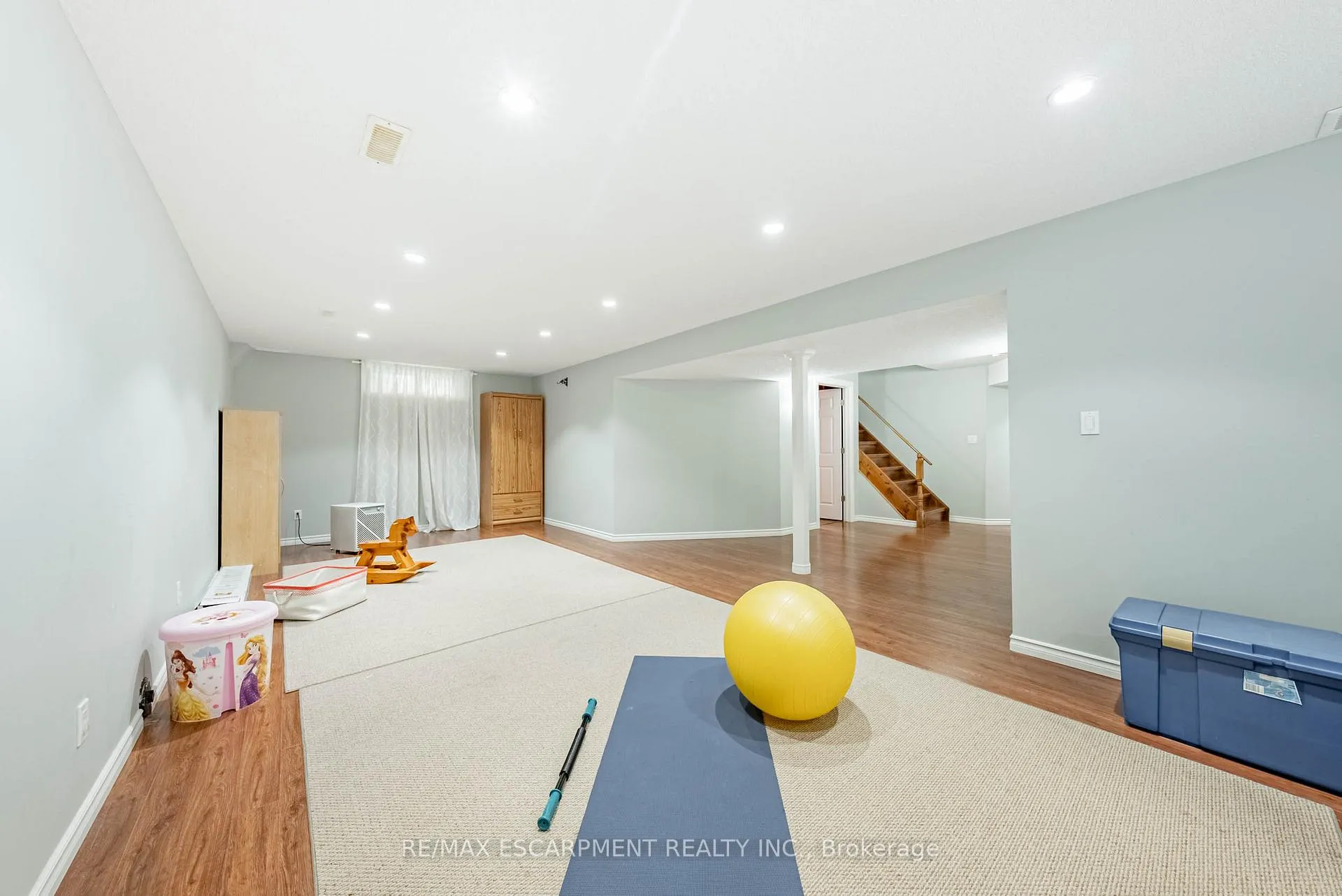 Photo 29 of 228 Holbeach Crescent, Waterloo — HOMEH