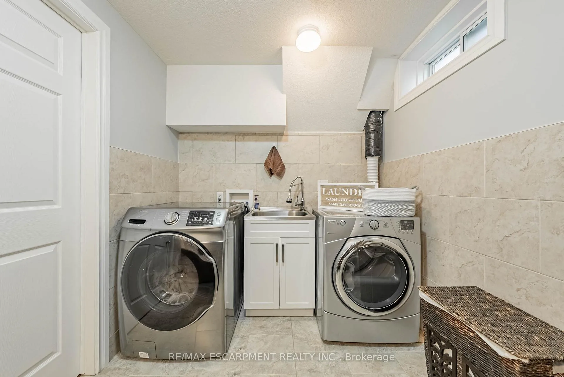 Photo 31 of 228 Holbeach Crescent, Waterloo — HOMEH