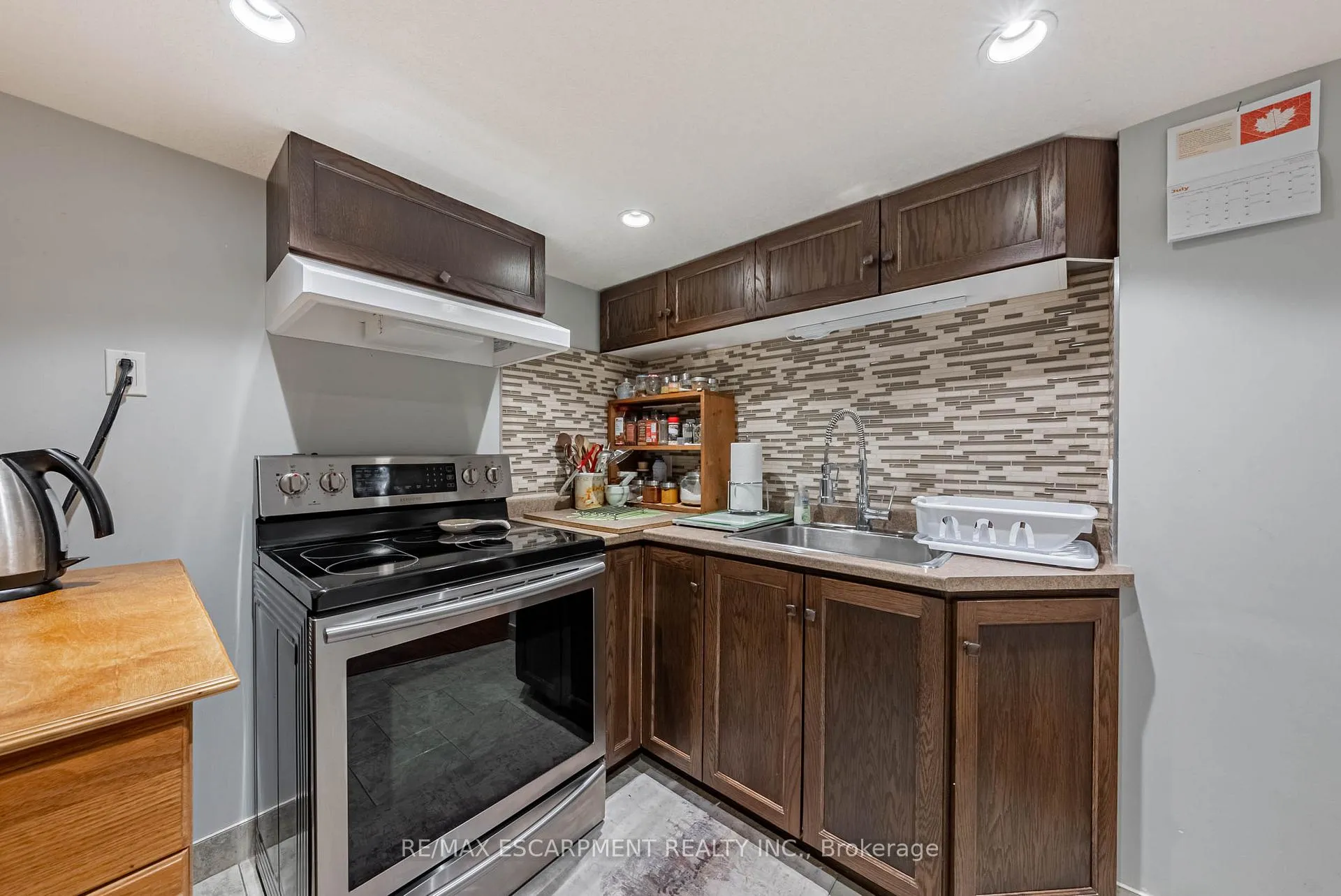 Photo 33 of 228 Holbeach Crescent, Waterloo — HOMEH