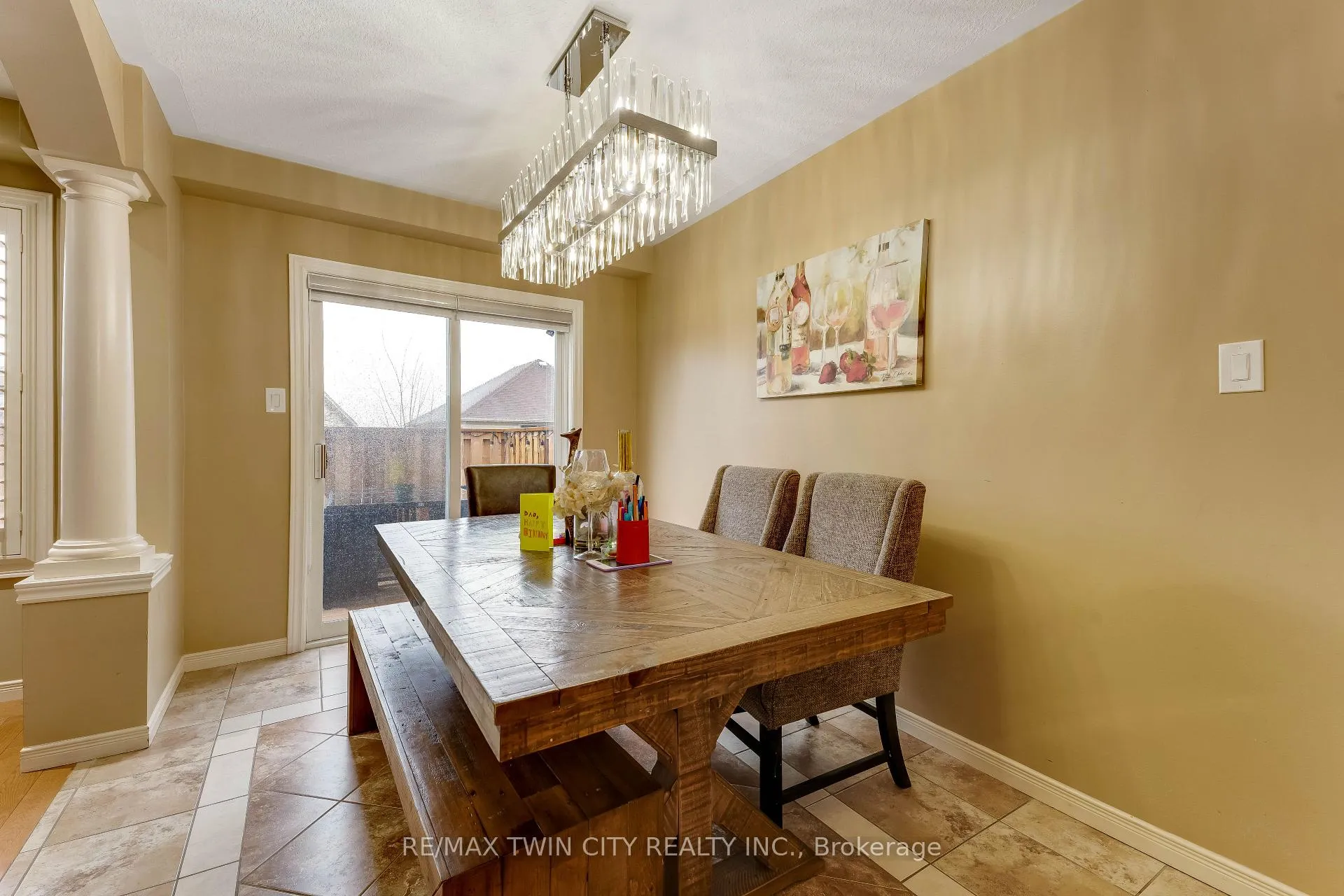 Photo 8 of 924 Copper Leaf Crescent, Kitchener — HOMEH