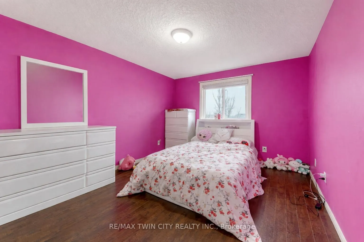 Photo 23 of 924 Copper Leaf Crescent, Kitchener — HOMEH