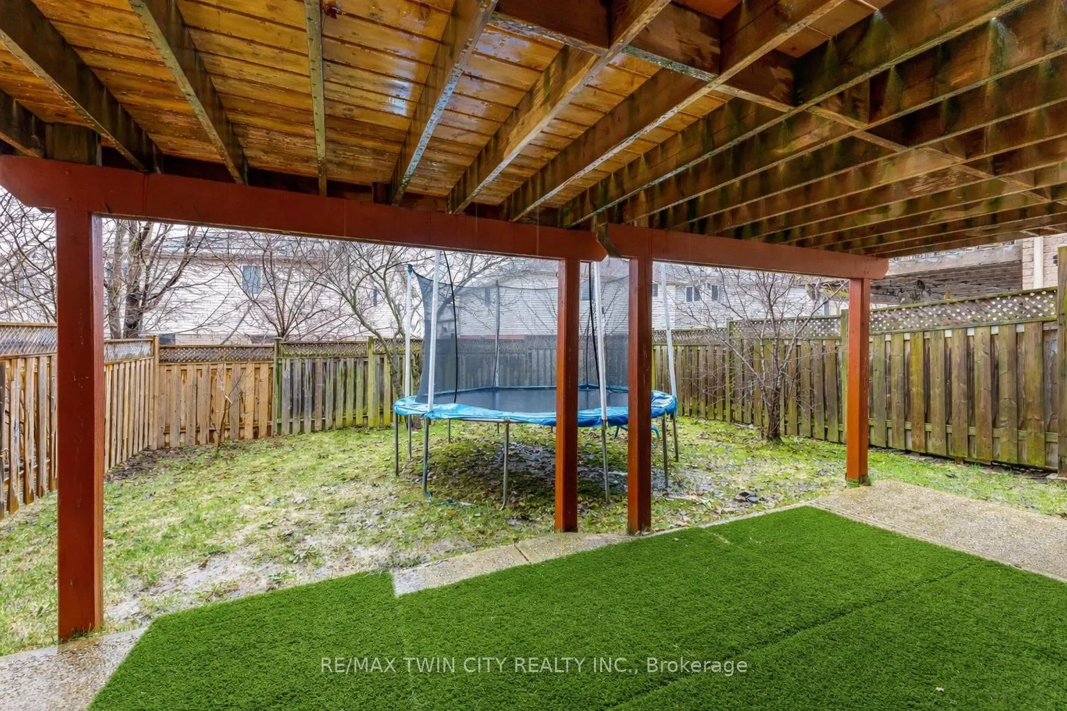 Photo 33 of 924 Copper Leaf Crescent, Kitchener — HOMEH