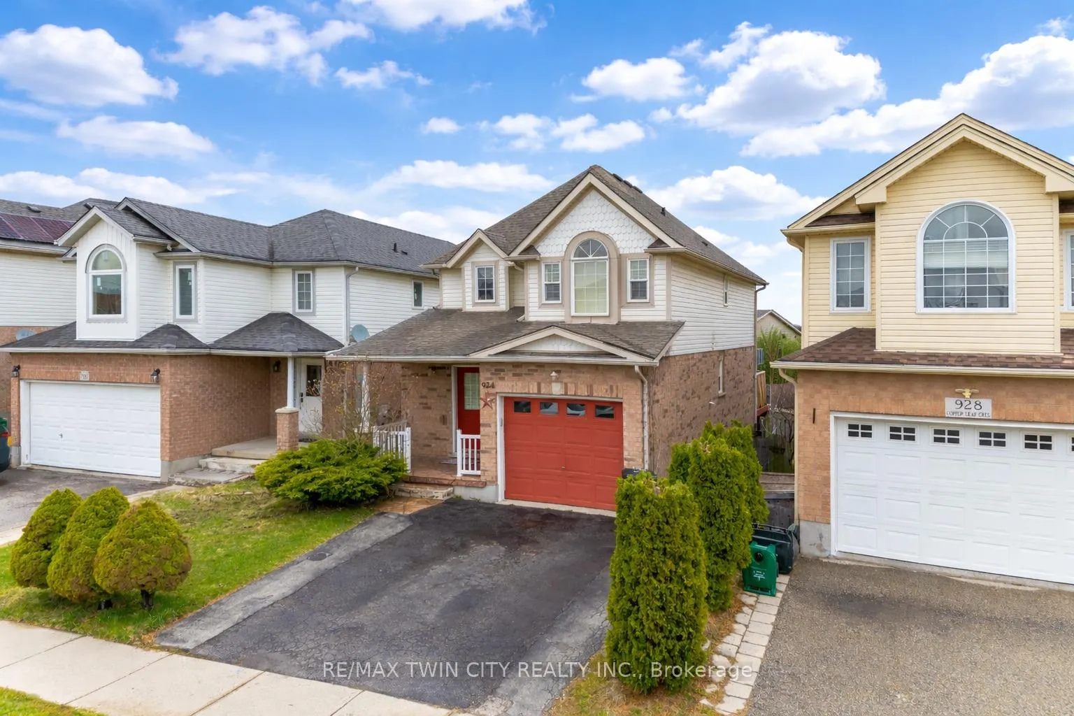 Photo 41 of 924 Copper Leaf Crescent, Kitchener — HOMEH