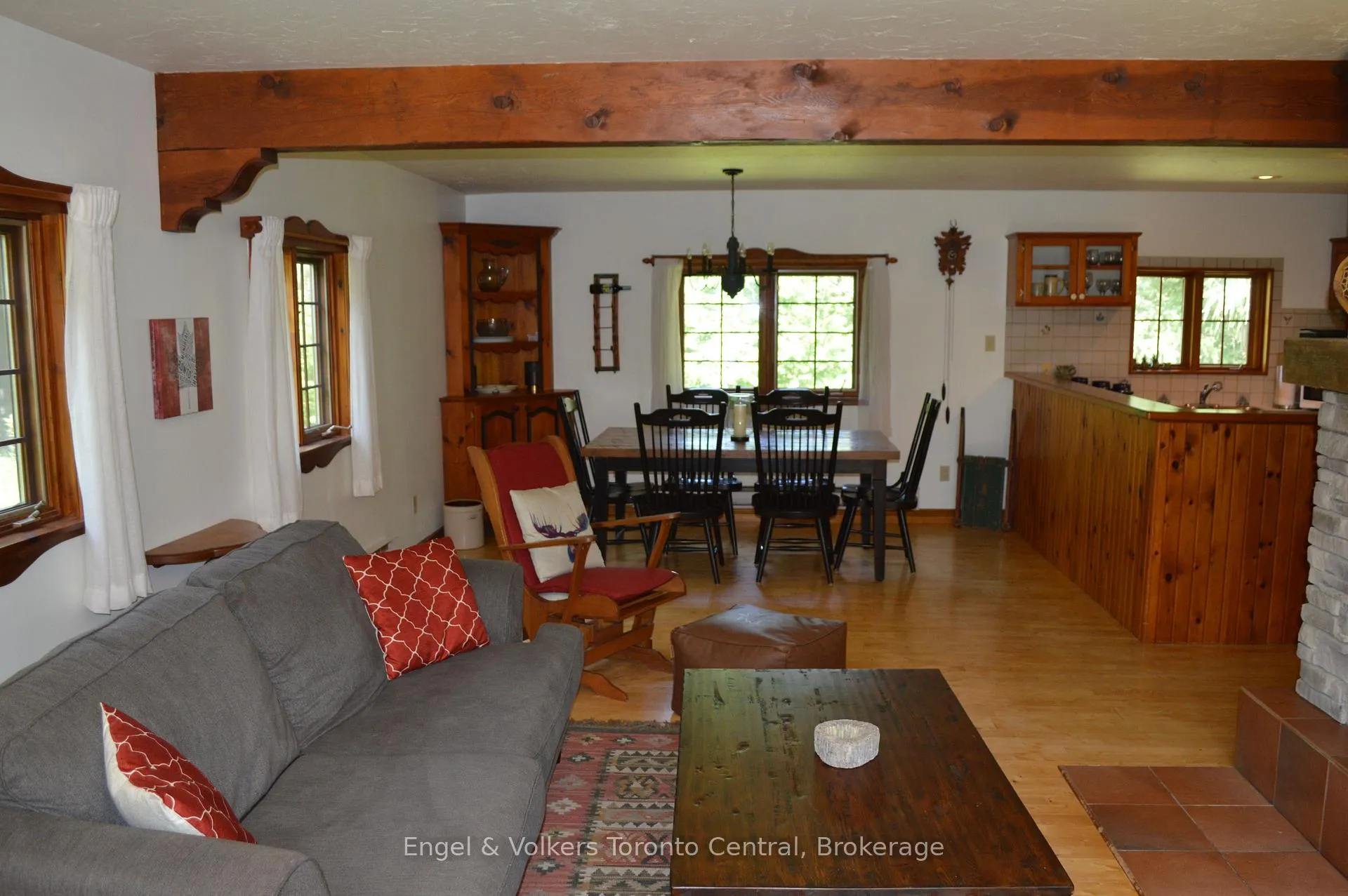 Photo 14 of 103 Nordic Road, Blue Mountains — HOMEH