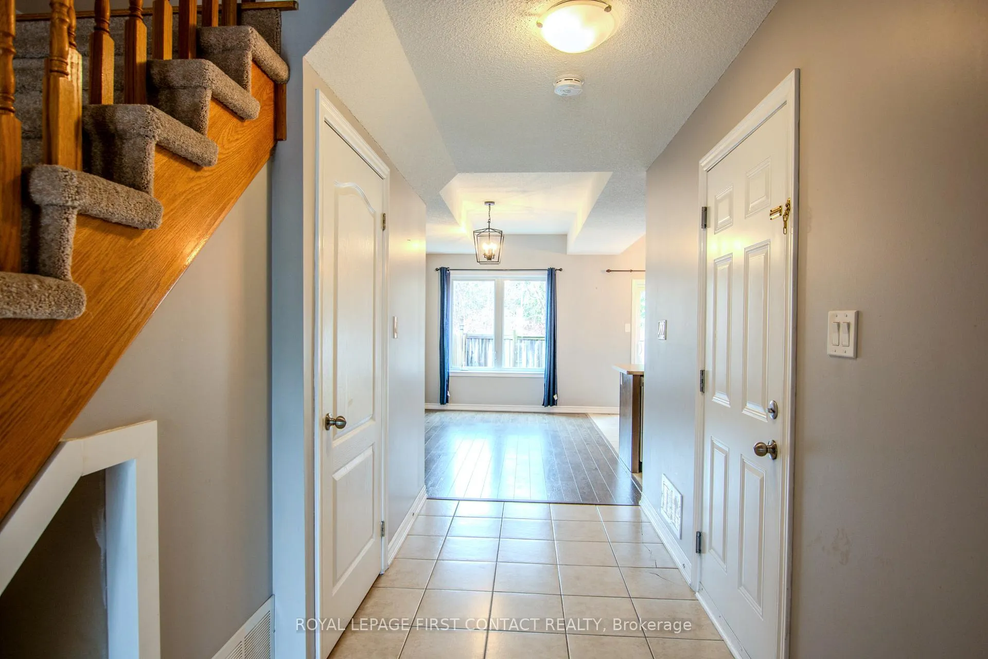 Photo 6 of 18 Arcadia Road, Wasaga Beach — HOMEH