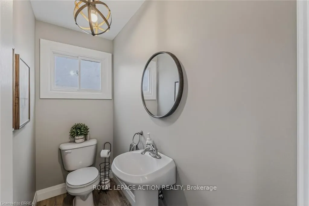 Photo 17 of Unit A, 31 Market Street, Brant, Paris — HOMEH