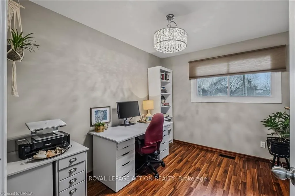 Photo 23 of Unit A, 31 Market Street, Brant, Paris — HOMEH