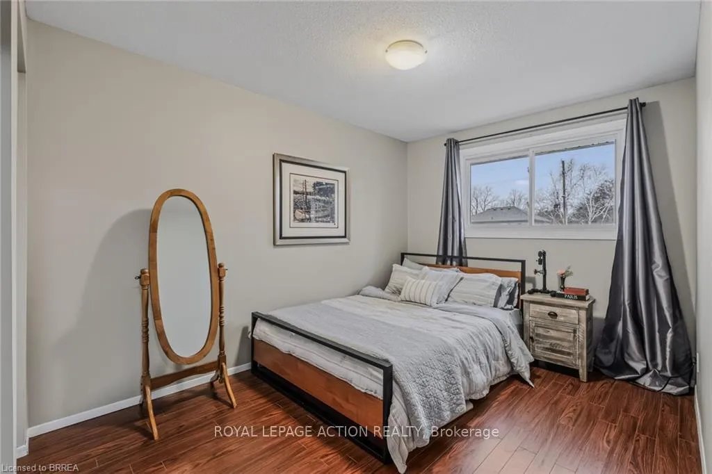 Photo 25 of Unit A, 31 Market Street, Brant, Paris — HOMEH