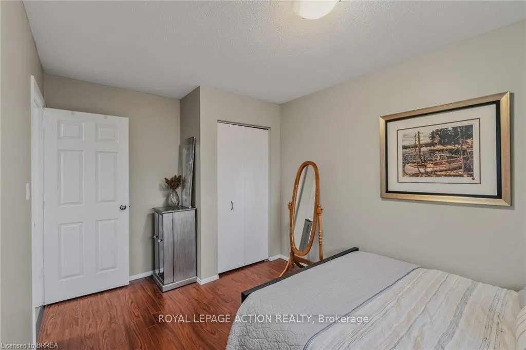 Photo 26 of Unit A, 31 Market Street, Brant, Paris — HOMEH