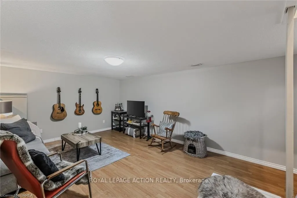 Photo 28 of Unit A, 31 Market Street, Brant, Paris — HOMEH