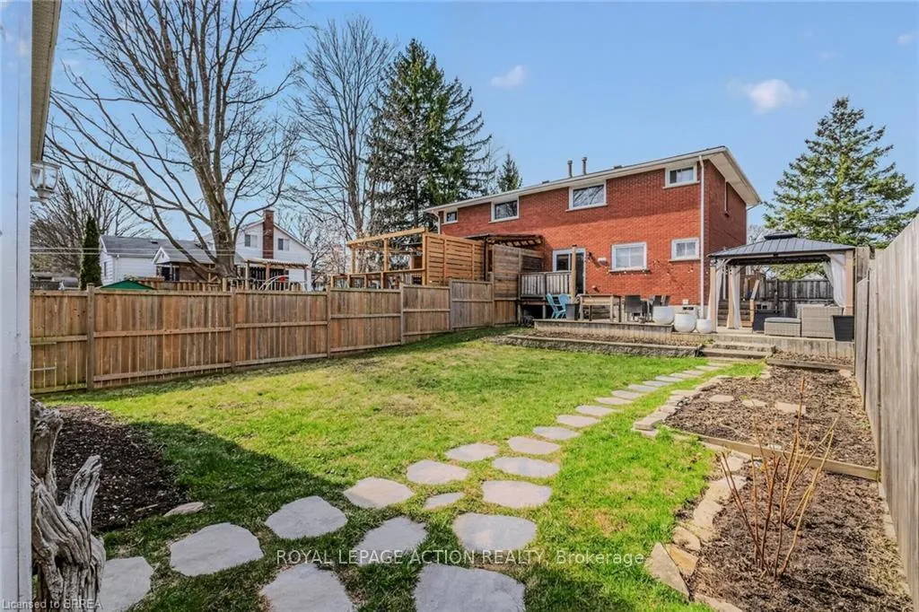 Photo 38 of Unit A, 31 Market Street, Brant, Paris — HOMEH