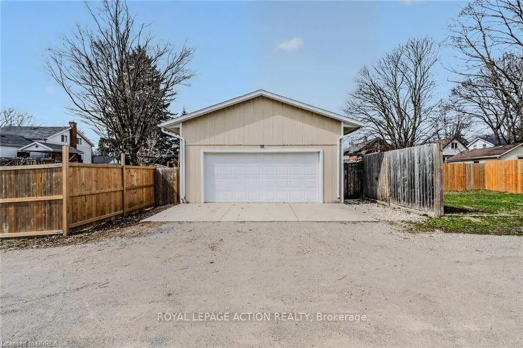 Photo 41 of Unit A, 31 Market Street, Brant, Paris — HOMEH