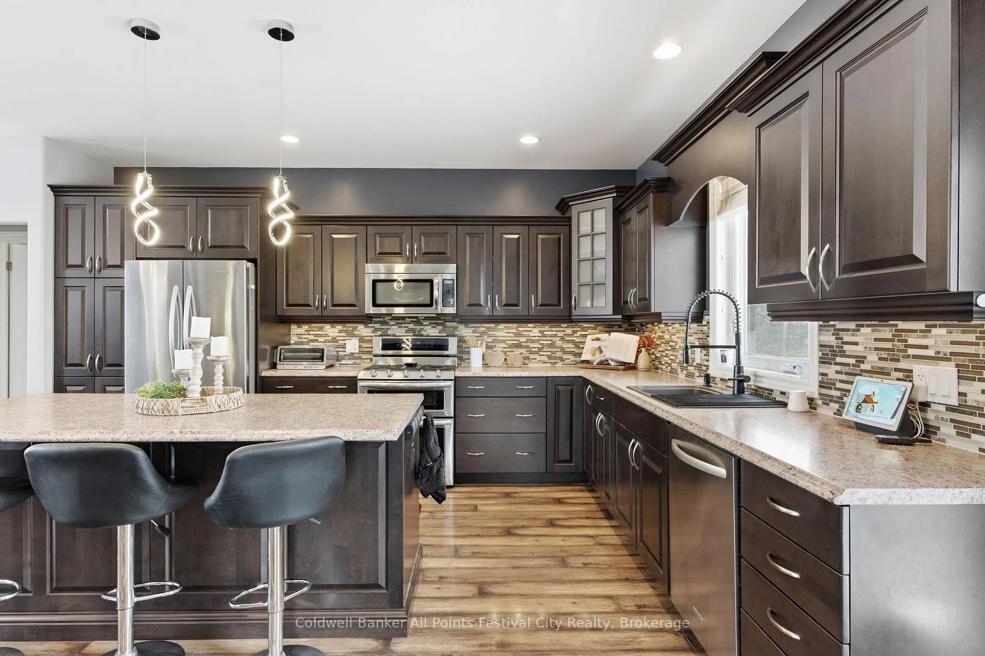 Photo 14 of 217 Britannia Road E, Goderich, Goderich (Town) — HOMEH