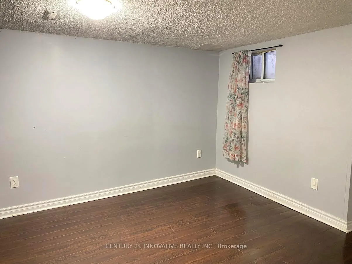 Photo 6 of Unit BSMT, 7 Sachems Place, Scarborough, Malvern — HOMEH