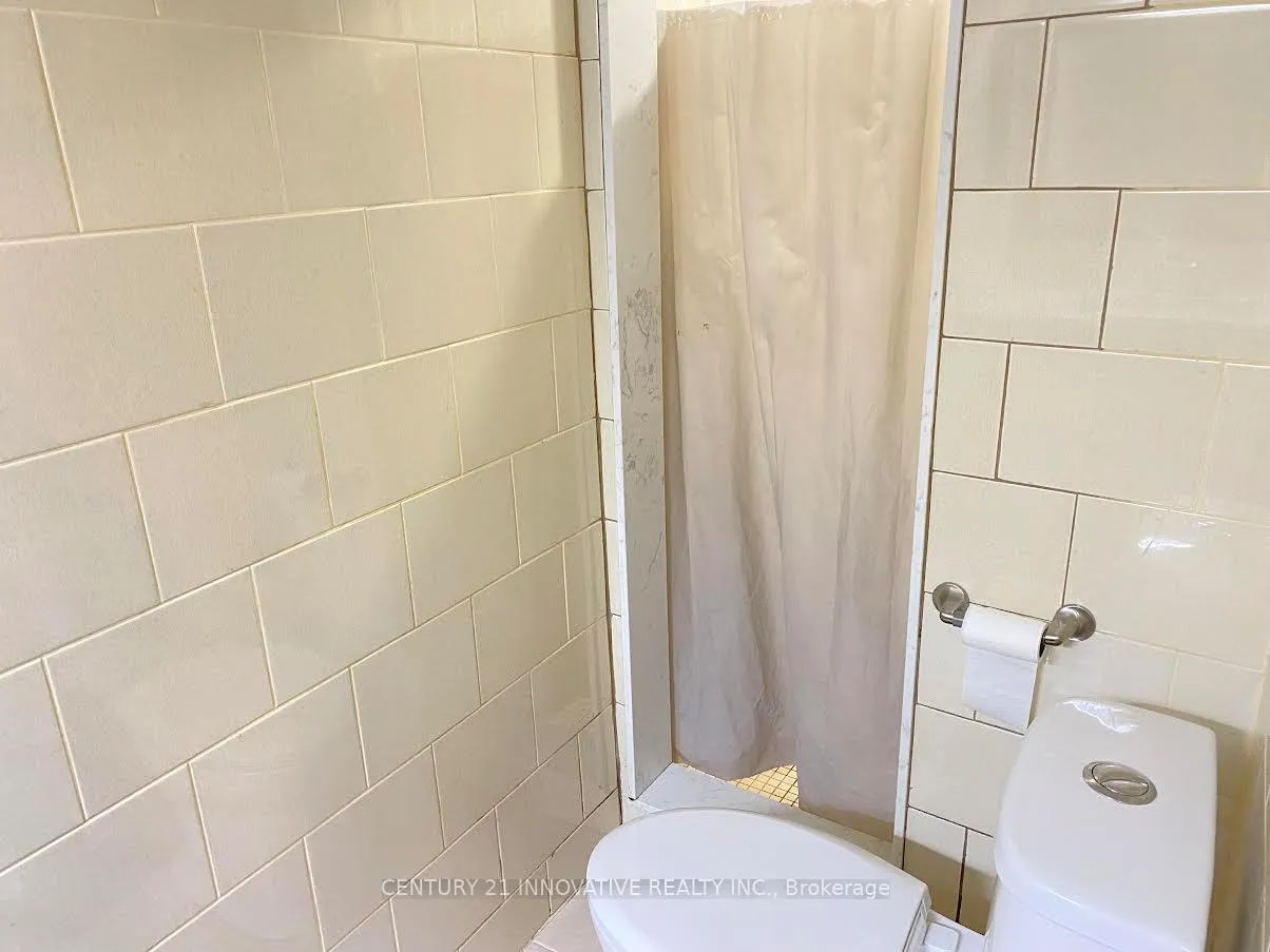 Photo 10 of Unit BSMT, 7 Sachems Place, Scarborough, Malvern — HOMEH