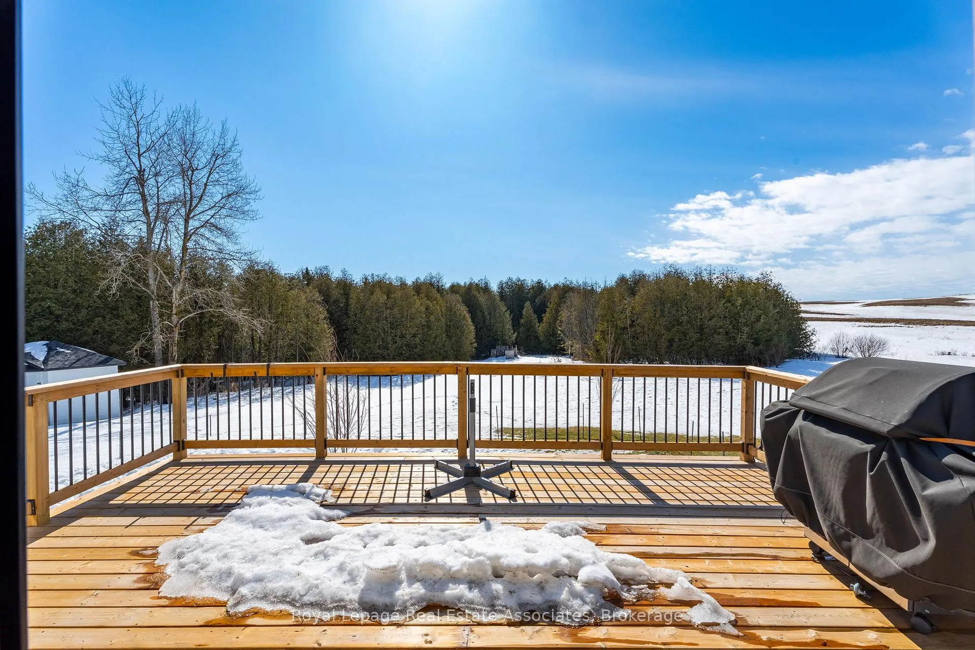Photo 24 of 475352 County Road 11, Amaranth, Rural Amaranth — HOMEH