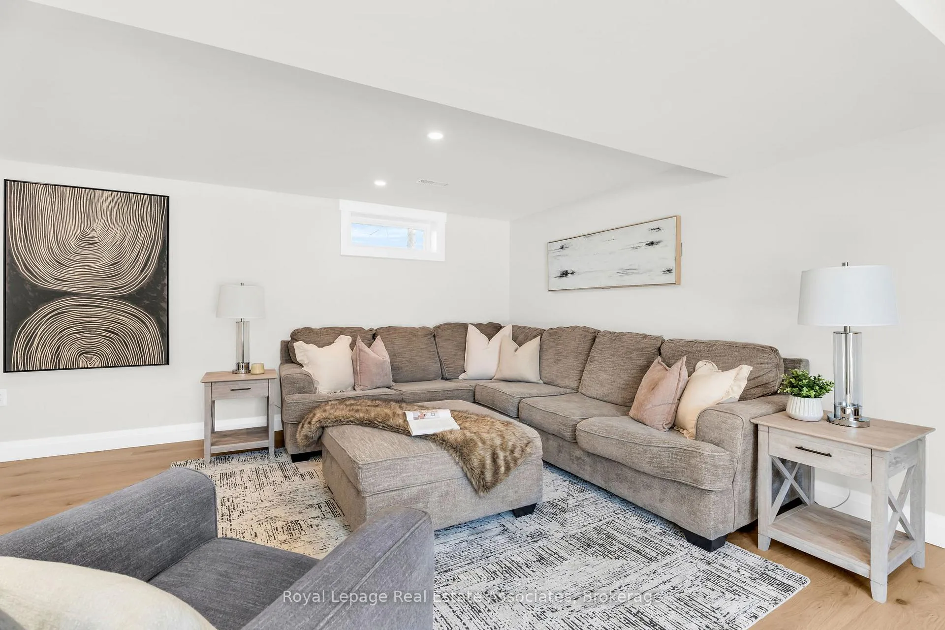 Photo 26 of 475352 County Road 11, Amaranth, Rural Amaranth — HOMEH