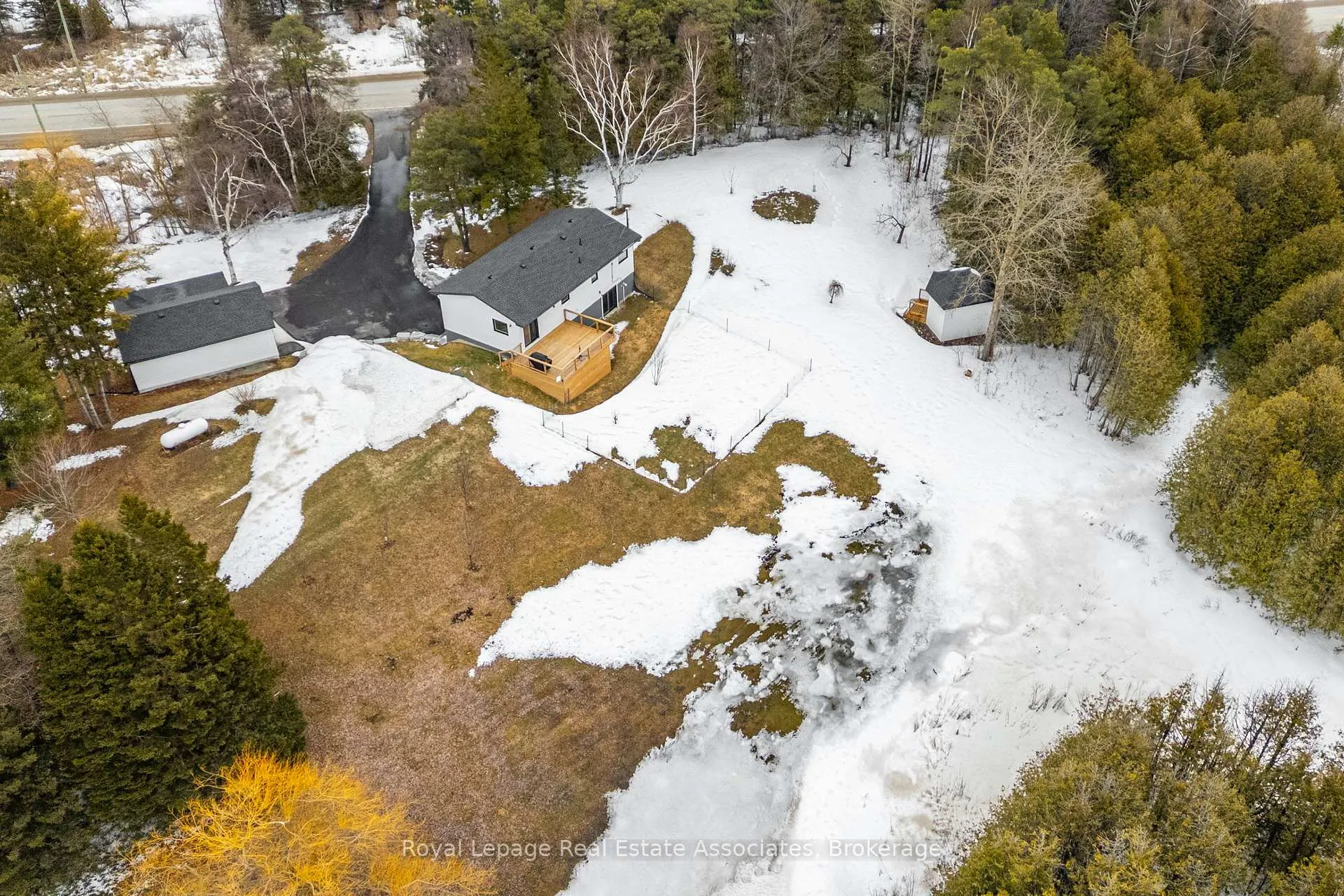 Photo 35 of 475352 County Road 11, Amaranth, Rural Amaranth — HOMEH