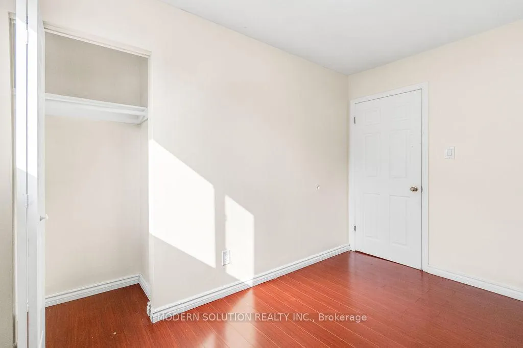 Photo 12 of 142 Mill Street N, Brampton, Downtown Brampton — HOMEH