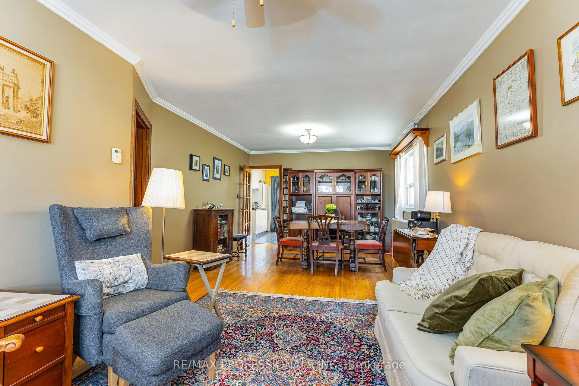 Photo 6 of 9 Orley Avenue, Toronto, Woodbine-Lumsden — HOMEH