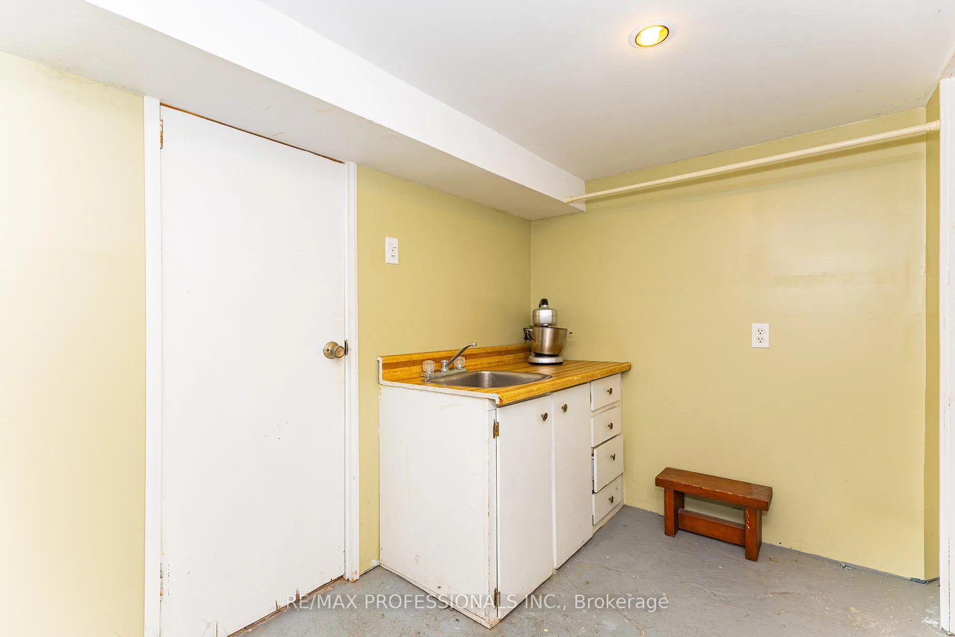 Photo 24 of 9 Orley Avenue, Toronto, Woodbine-Lumsden — HOMEH