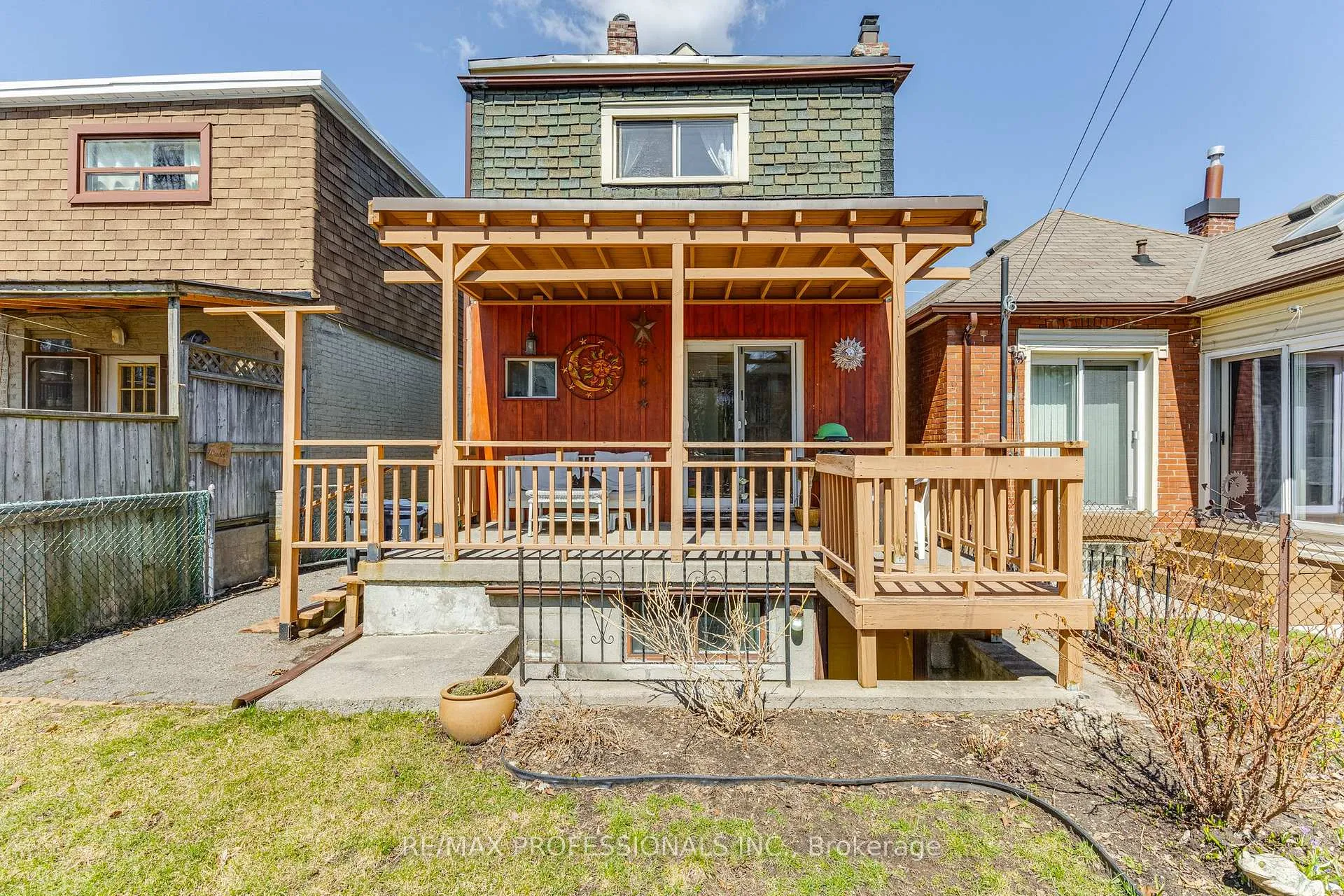 Photo 40 of 9 Orley Avenue, Toronto, Woodbine-Lumsden — HOMEH
