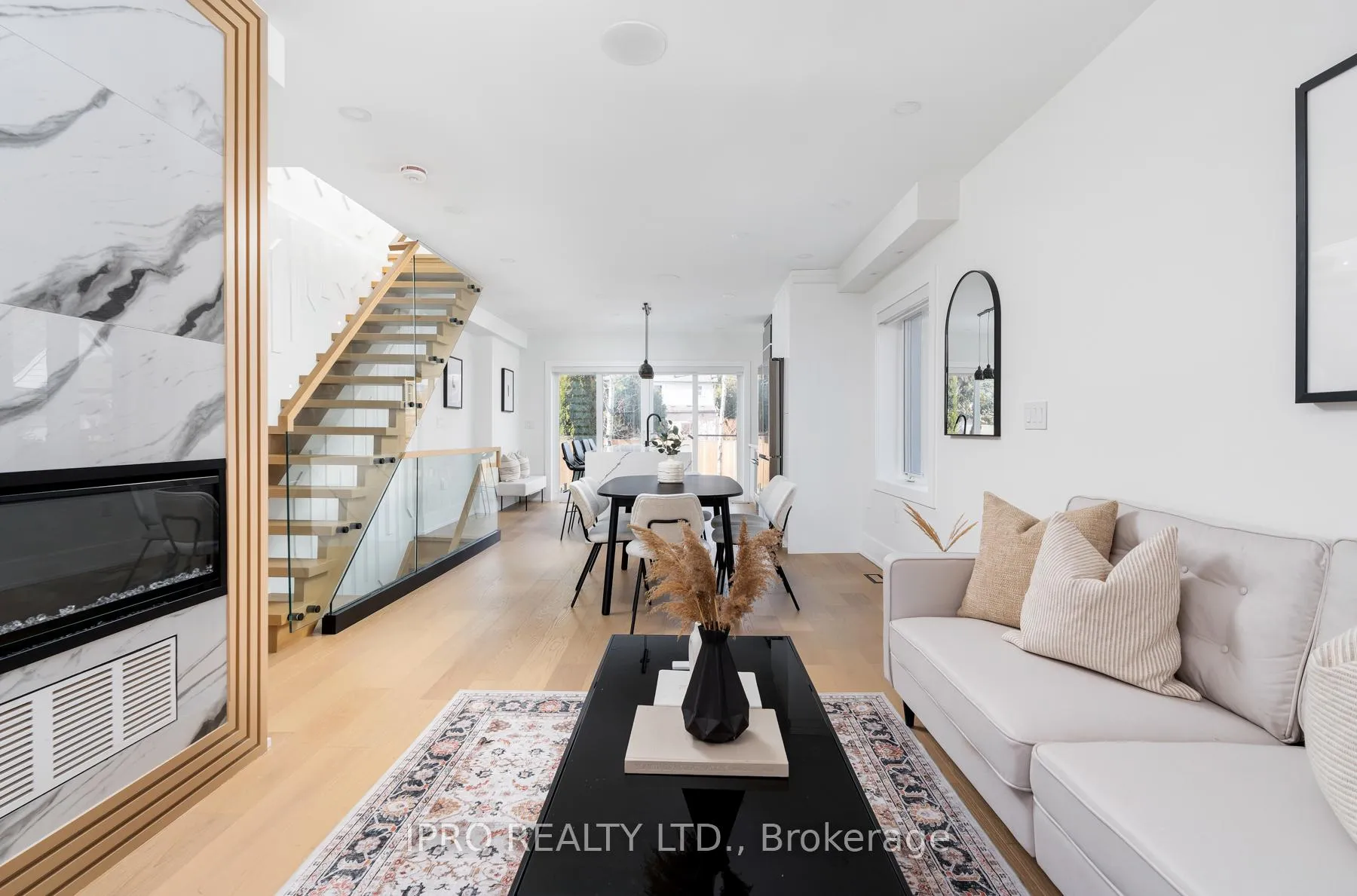 Photo 8 of 58 Doncaster Avenue, Toronto, Woodbine-Lumsden — HOMEH