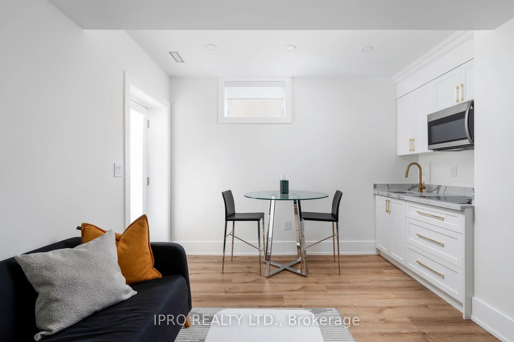 Photo 38 of 58 Doncaster Avenue, Toronto, Woodbine-Lumsden — HOMEH