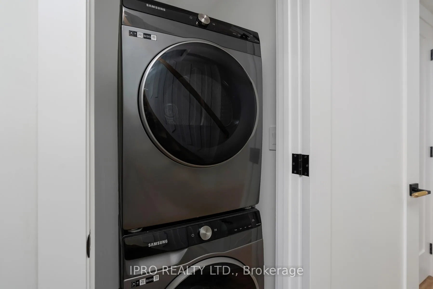 Photo 43 of 58 Doncaster Avenue, Toronto, Woodbine-Lumsden — HOMEH