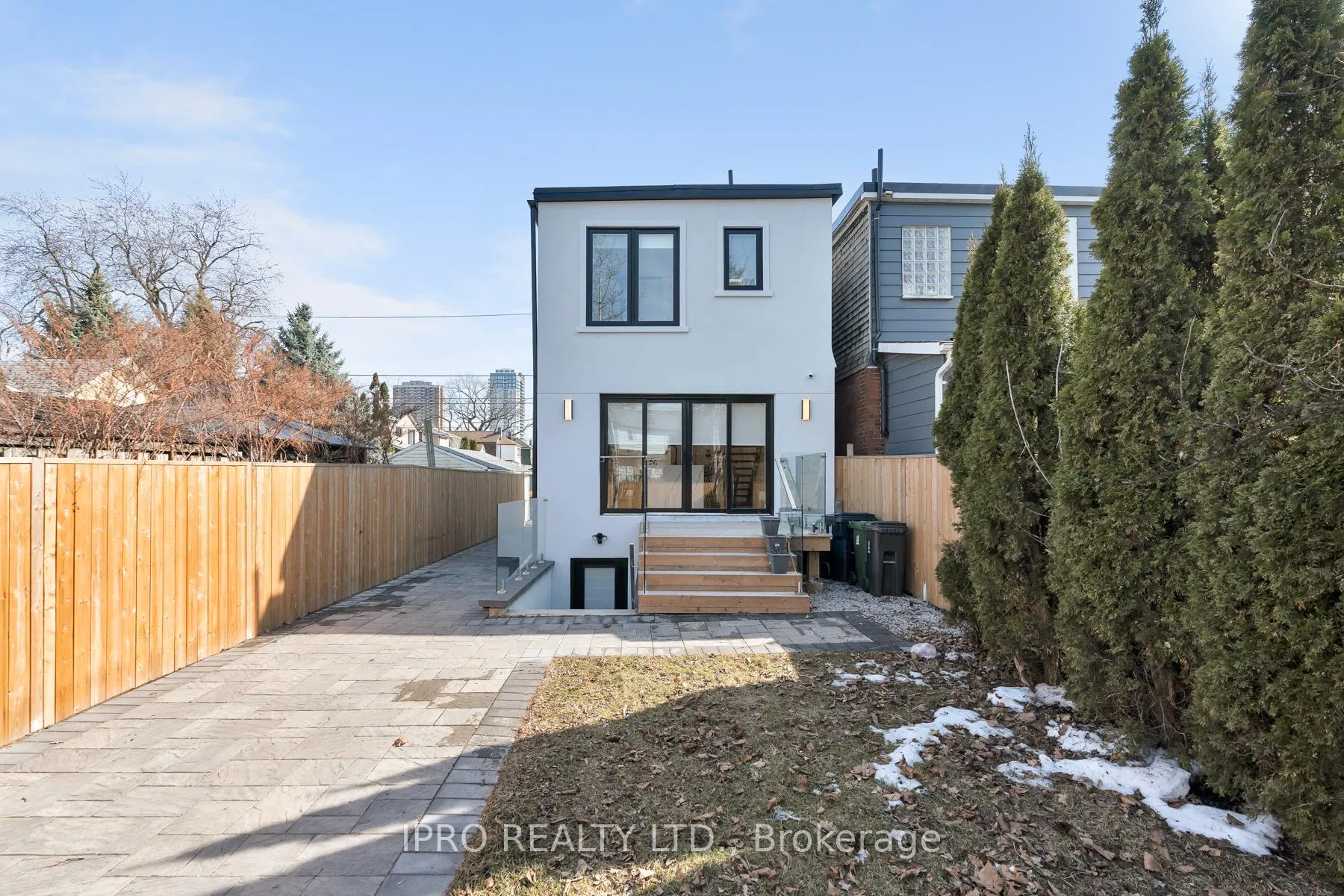 Photo 46 of 58 Doncaster Avenue, Toronto, Woodbine-Lumsden — HOMEH