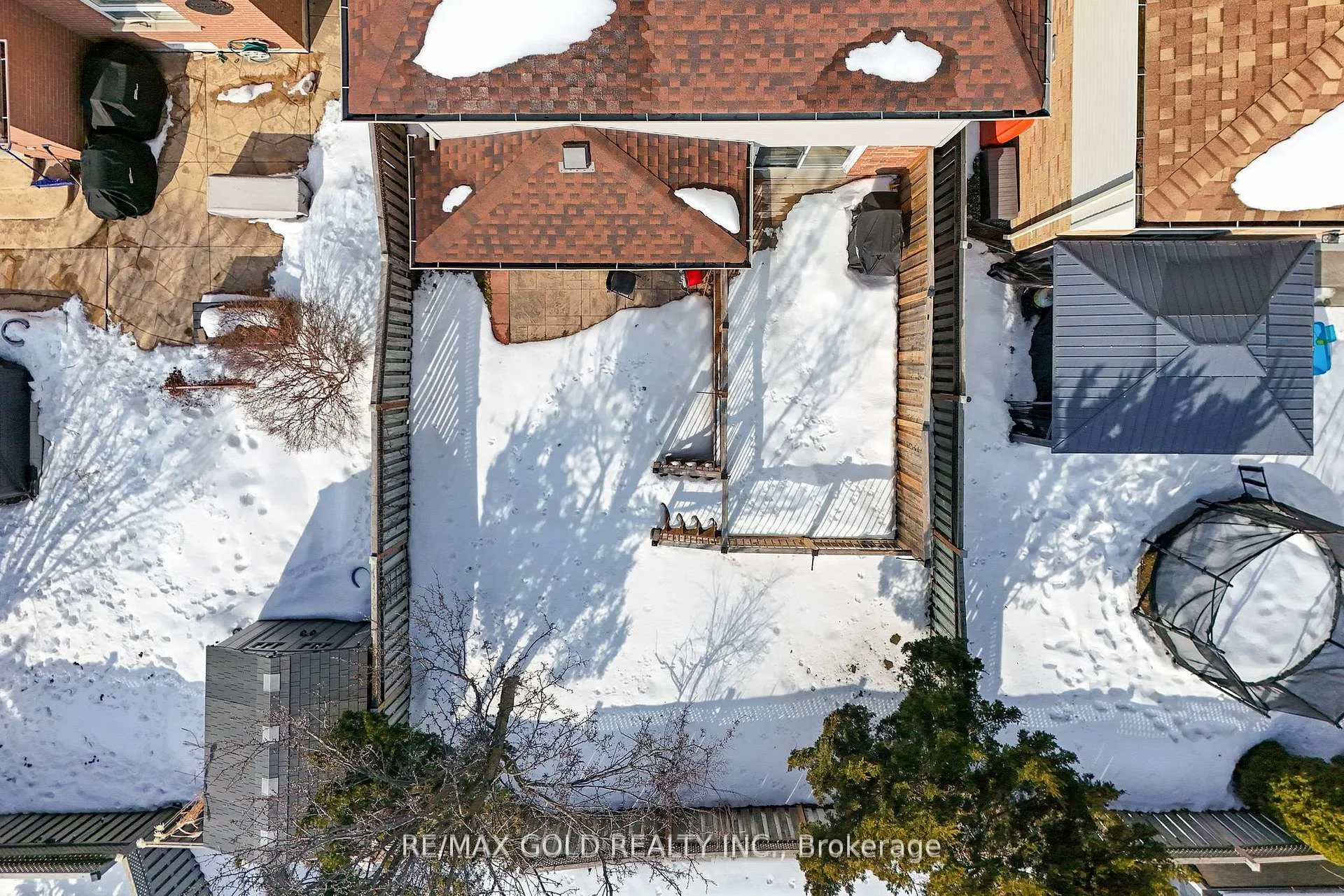 Photo 43 of 18 Russell Street, Halton Hills, Georgetown — HOMEH