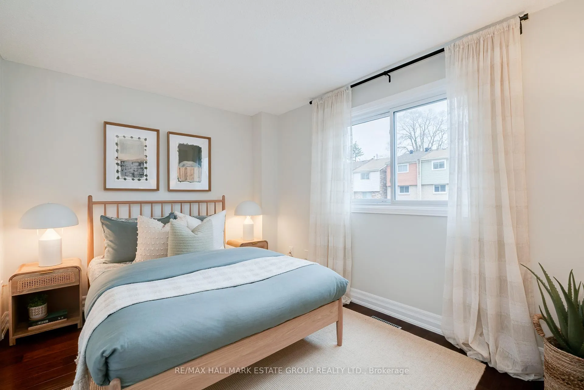 Photo 17 of 31 Unity Road, Toronto, Greenwood-Coxwell — HOMEH