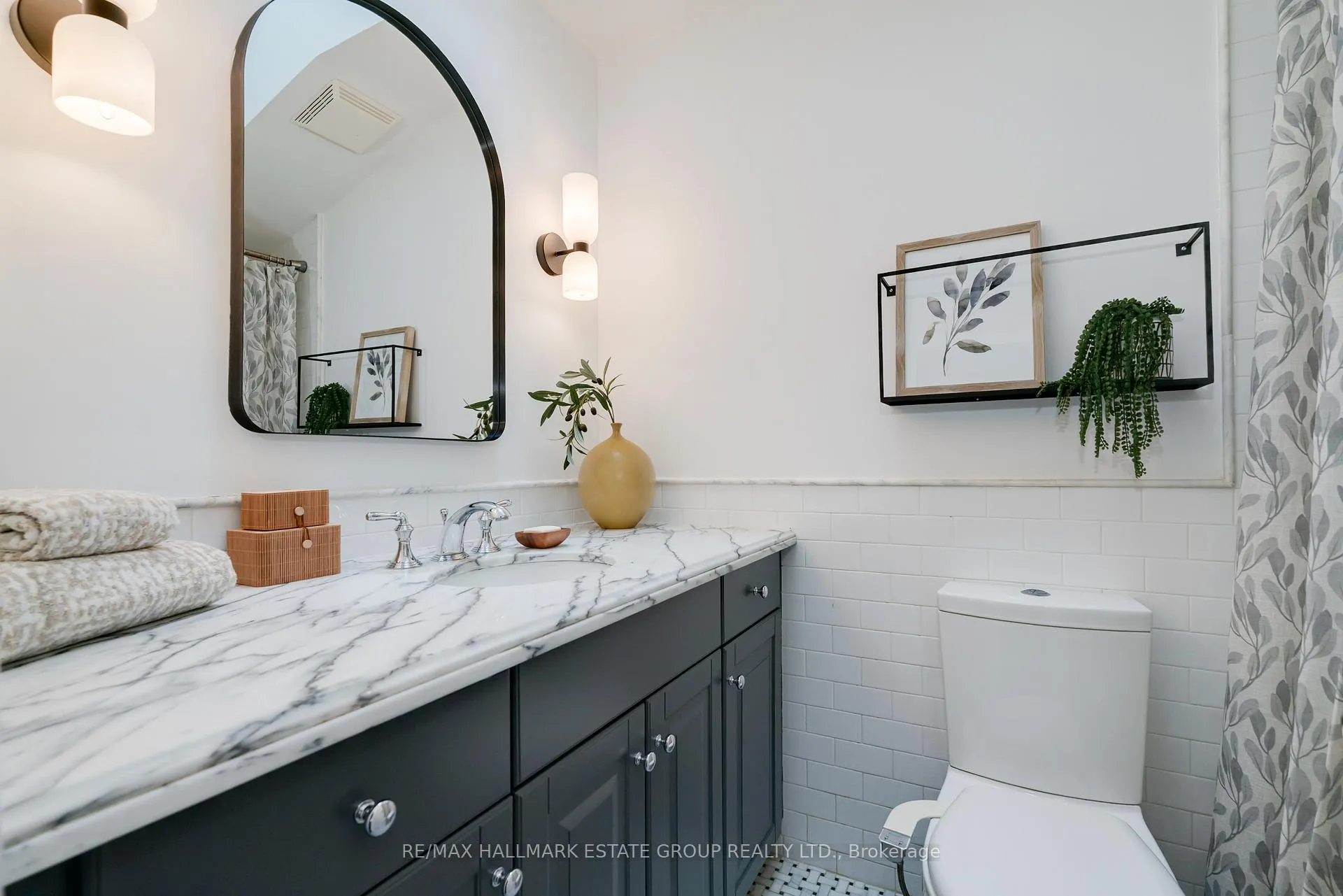 Photo 32 of 31 Unity Road, Toronto, Greenwood-Coxwell — HOMEH