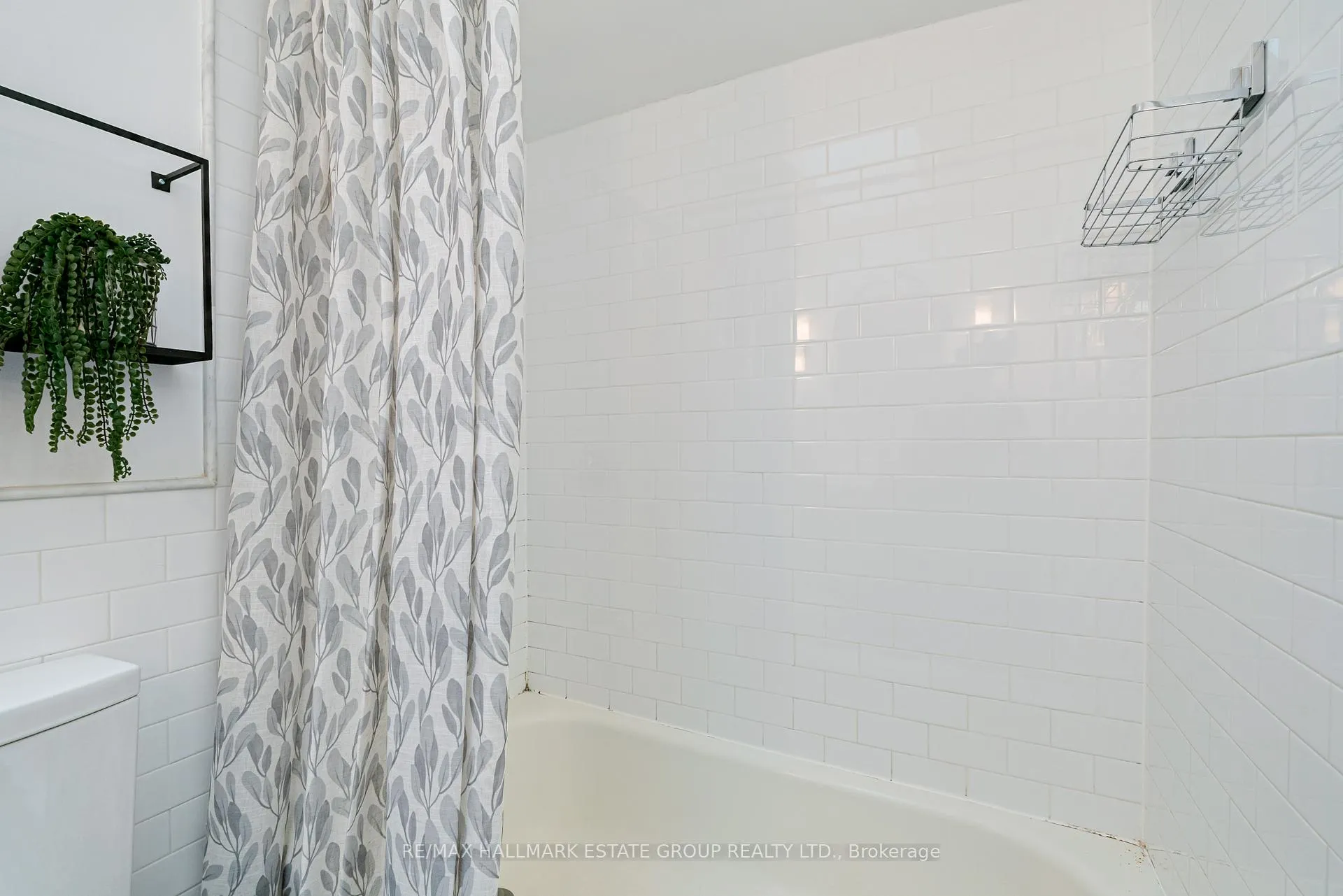 Photo 33 of 31 Unity Road, Toronto, Greenwood-Coxwell — HOMEH