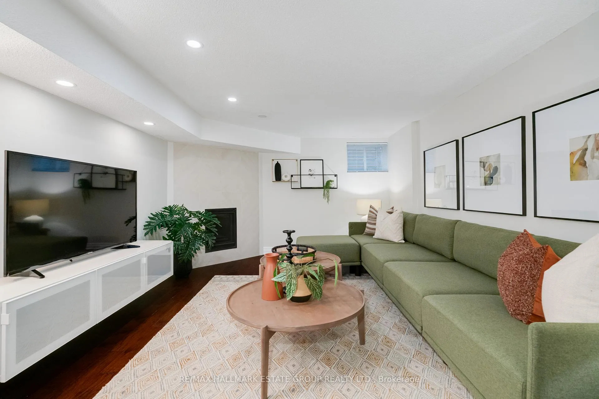 Photo 38 of 31 Unity Road, Toronto, Greenwood-Coxwell — HOMEH