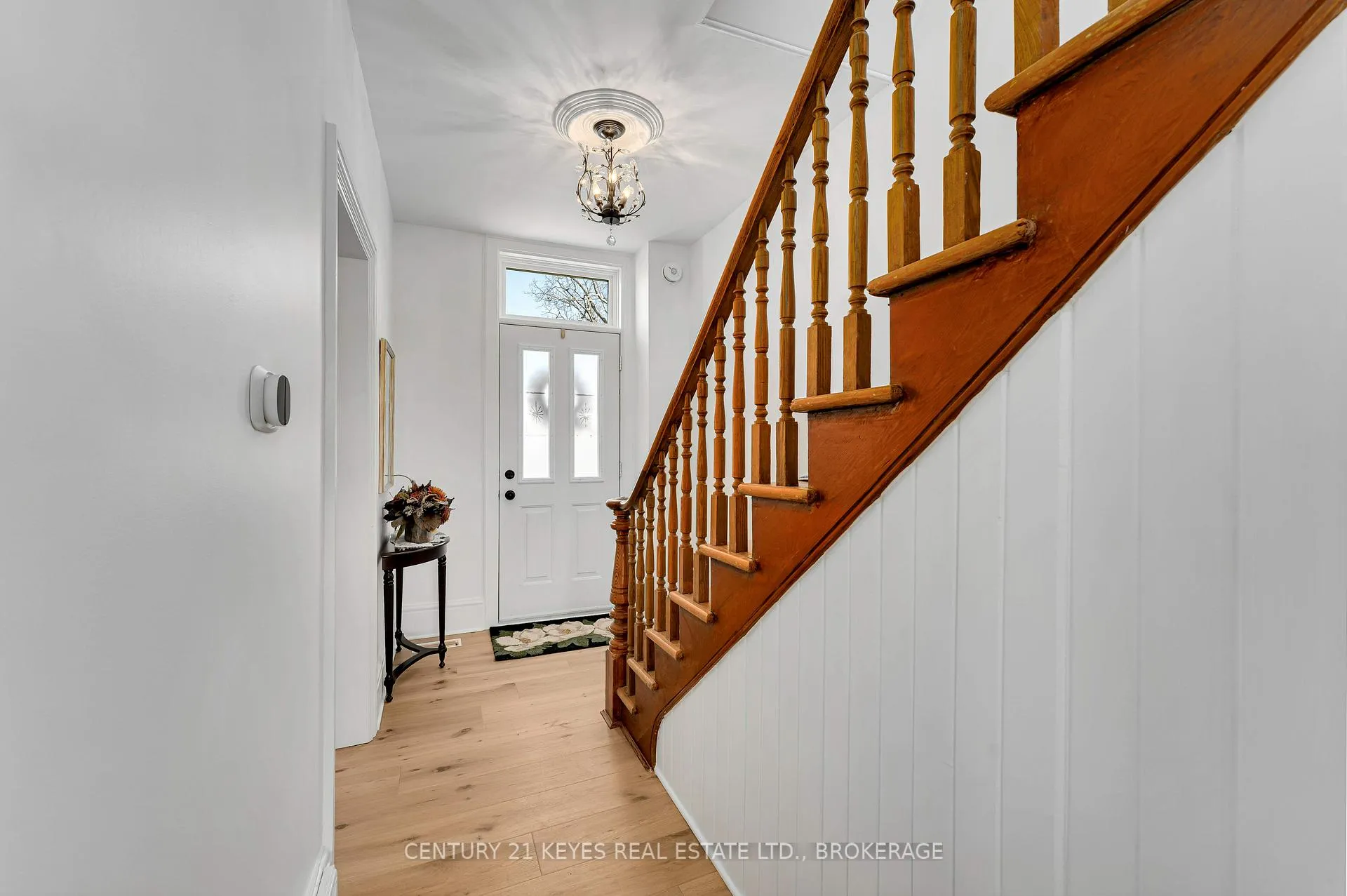 Photo 13 of 13 Windsor Drive E, Gananoque — HOMEH