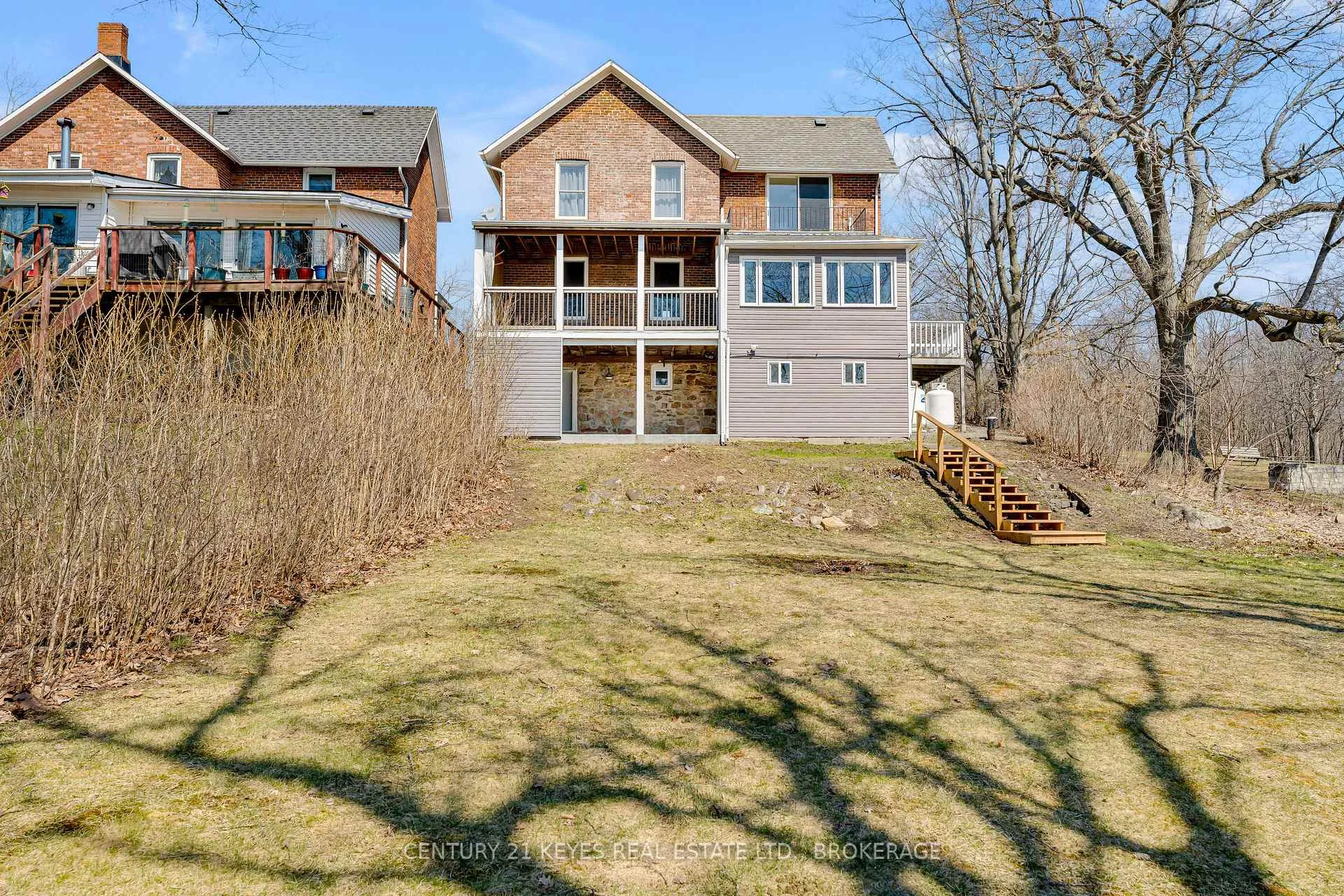 Photo 44 of 13 Windsor Drive E, Gananoque — HOMEH