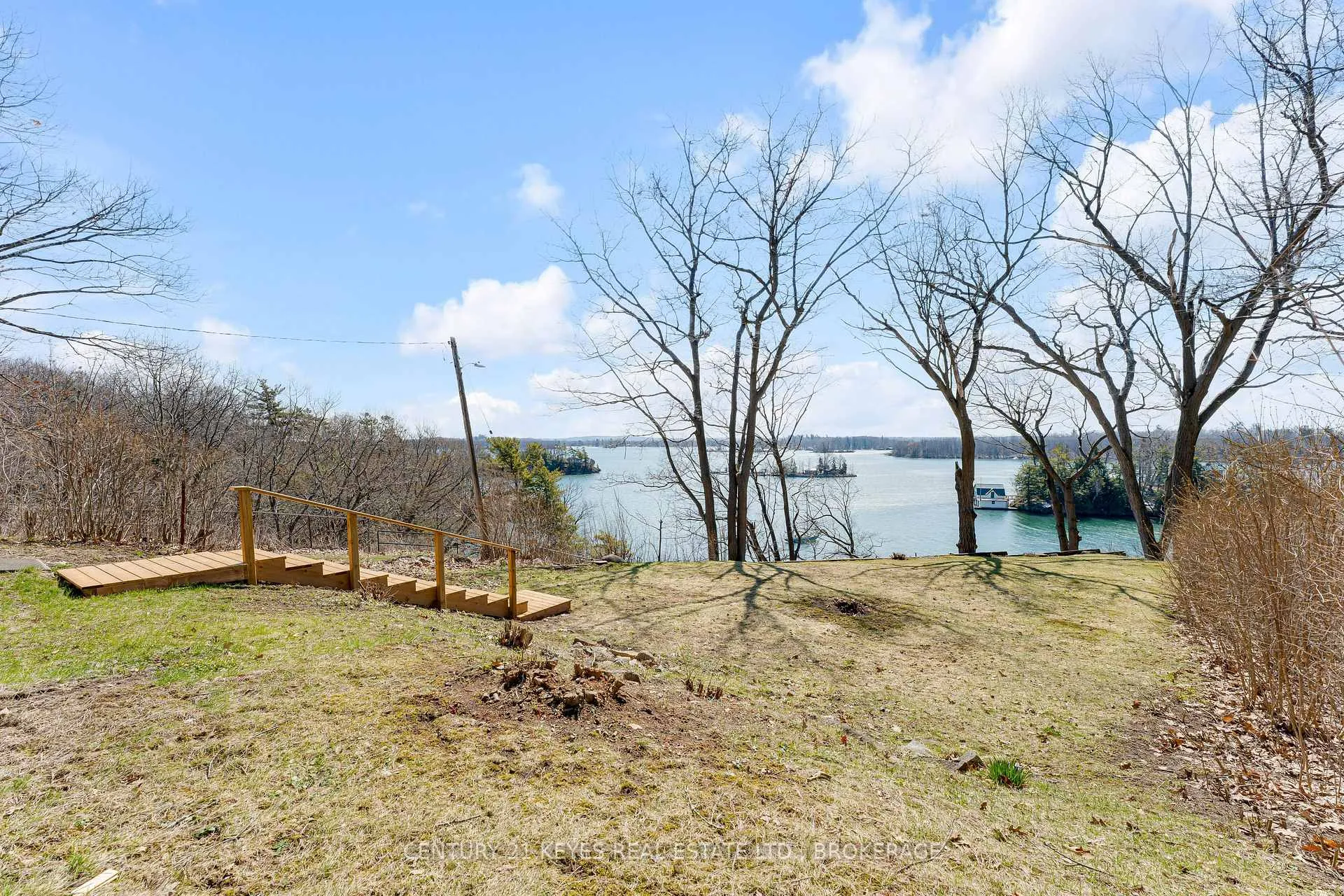 Photo 48 of 13 Windsor Drive E, Gananoque — HOMEH