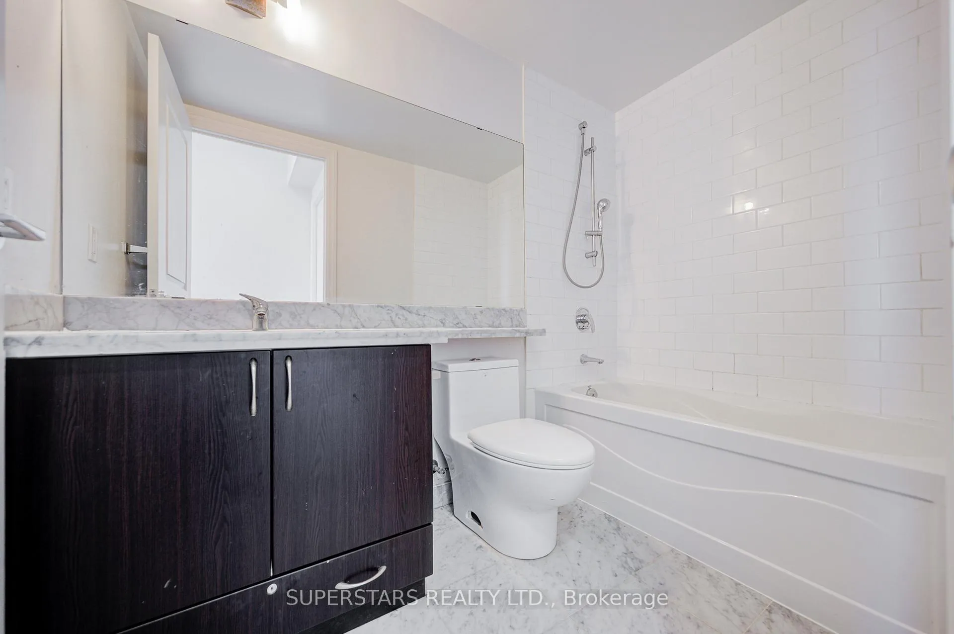 Photo 19 of Unit 502C, 39 Upper Duke Crescent, Markham, Unionville — HOMEH