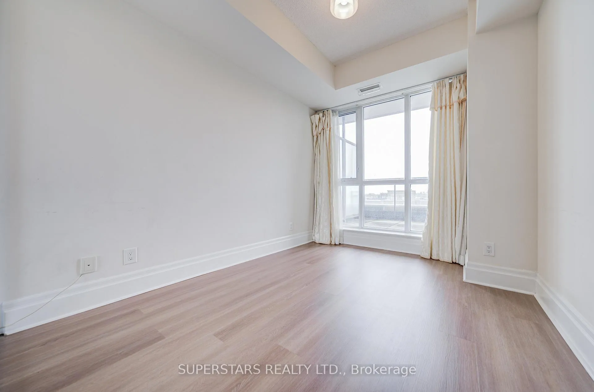 Photo 20 of Unit 502C, 39 Upper Duke Crescent, Markham, Unionville — HOMEH