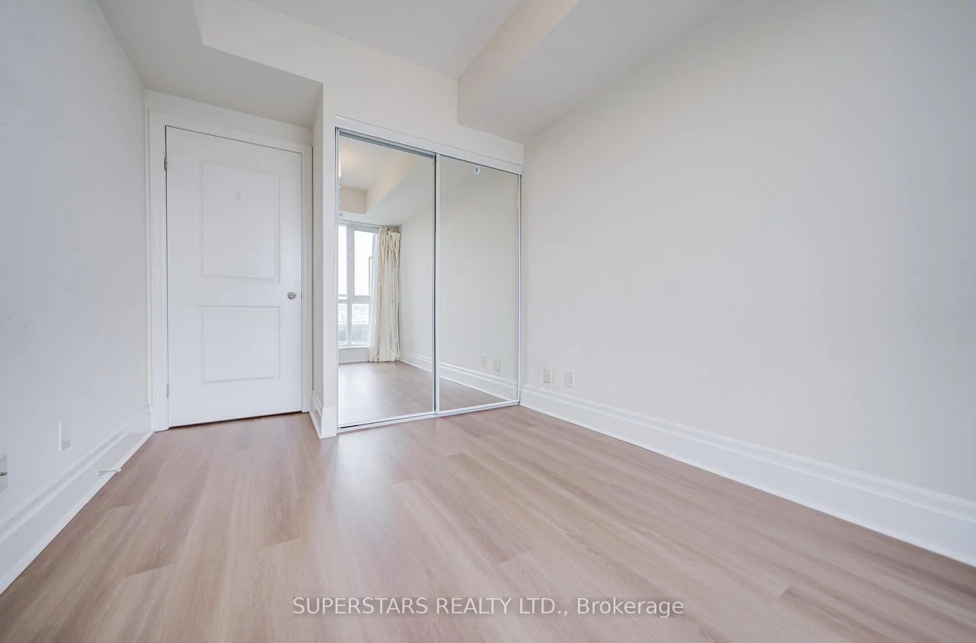 Photo 22 of Unit 502C, 39 Upper Duke Crescent, Markham, Unionville — HOMEH