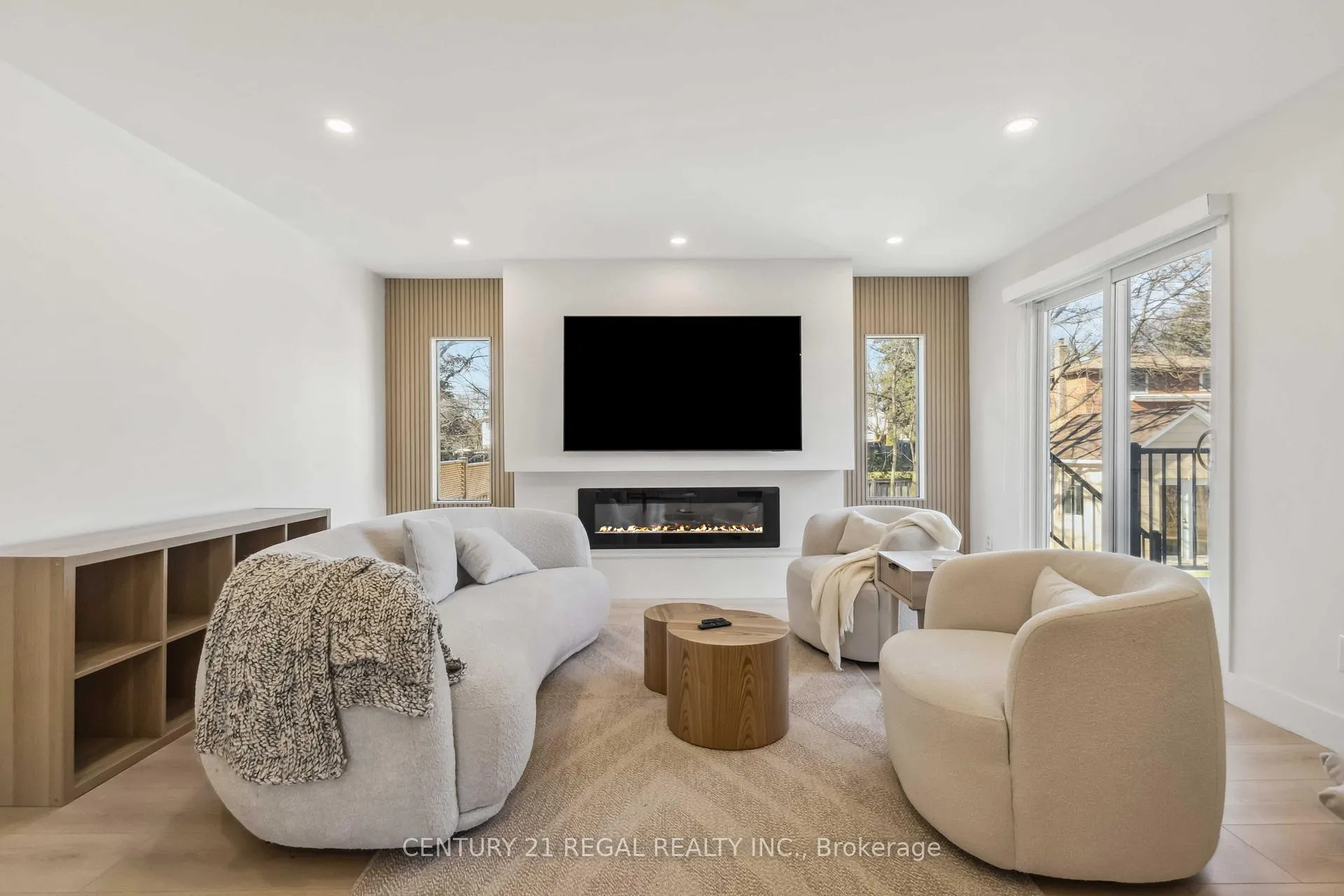 Photo 15 of 26 Sir Bedevere Place, Markham, Markham Village — HOMEH