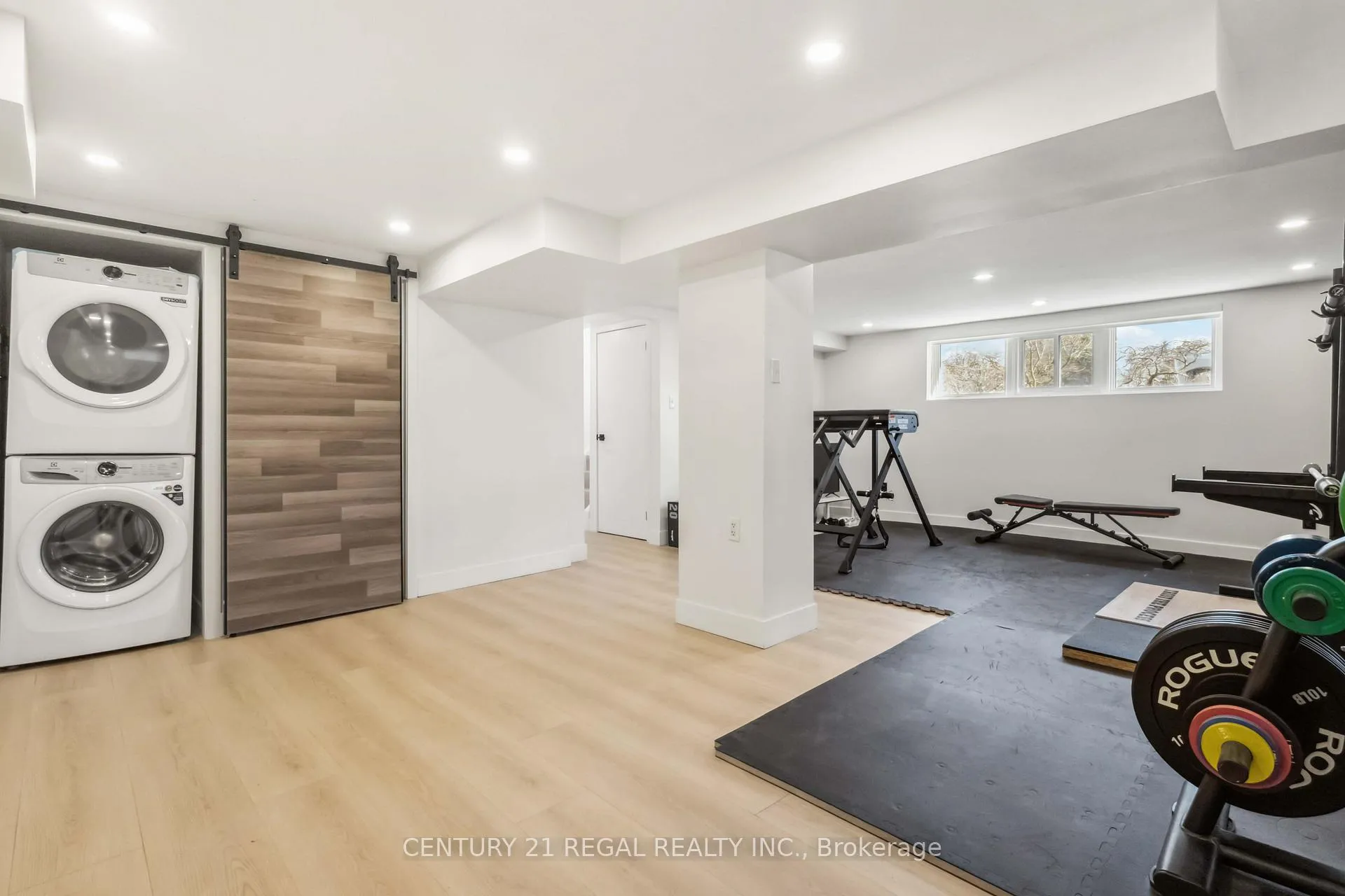 Photo 27 of 26 Sir Bedevere Place, Markham, Markham Village — HOMEH
