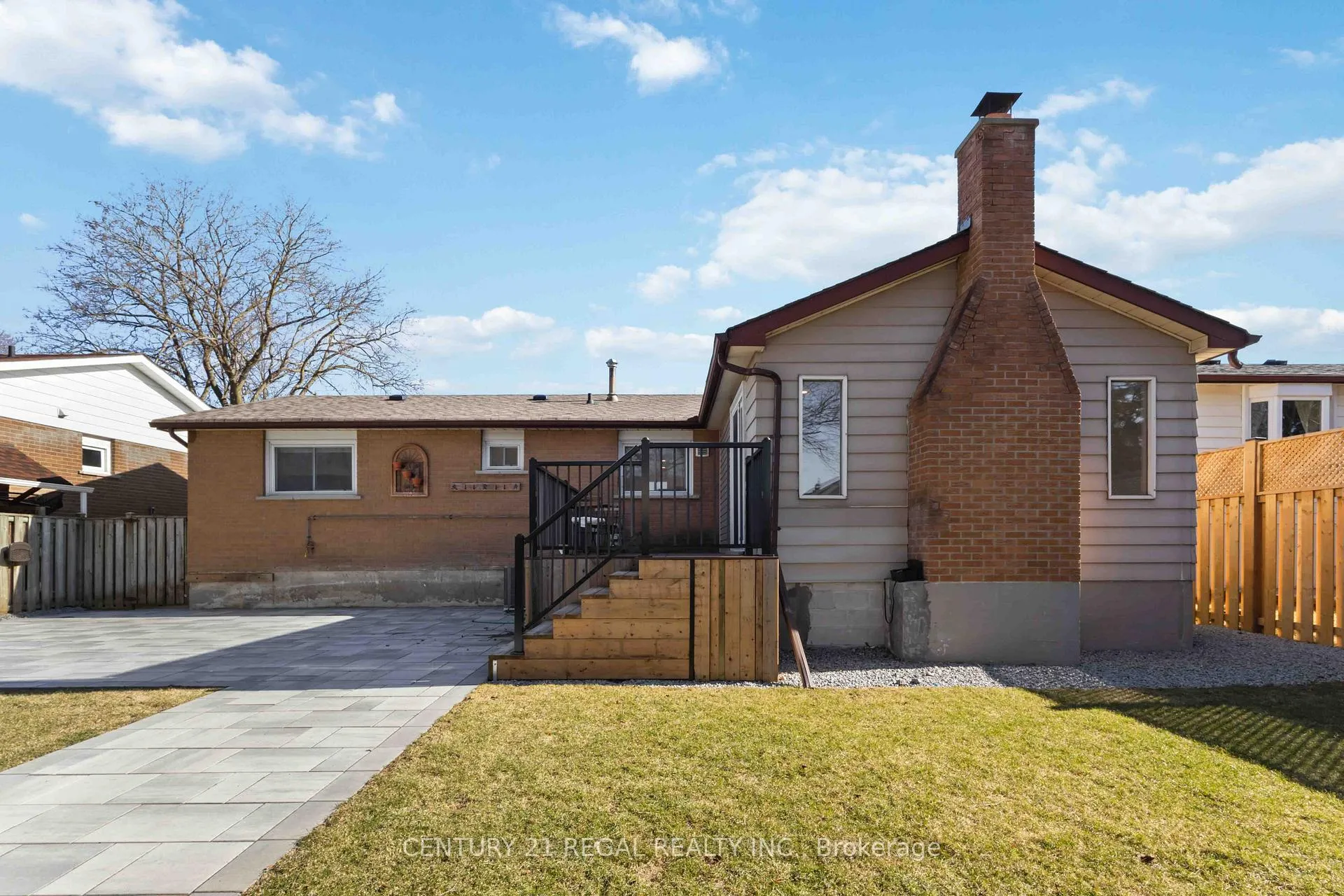 Photo 30 of 26 Sir Bedevere Place, Markham, Markham Village — HOMEH