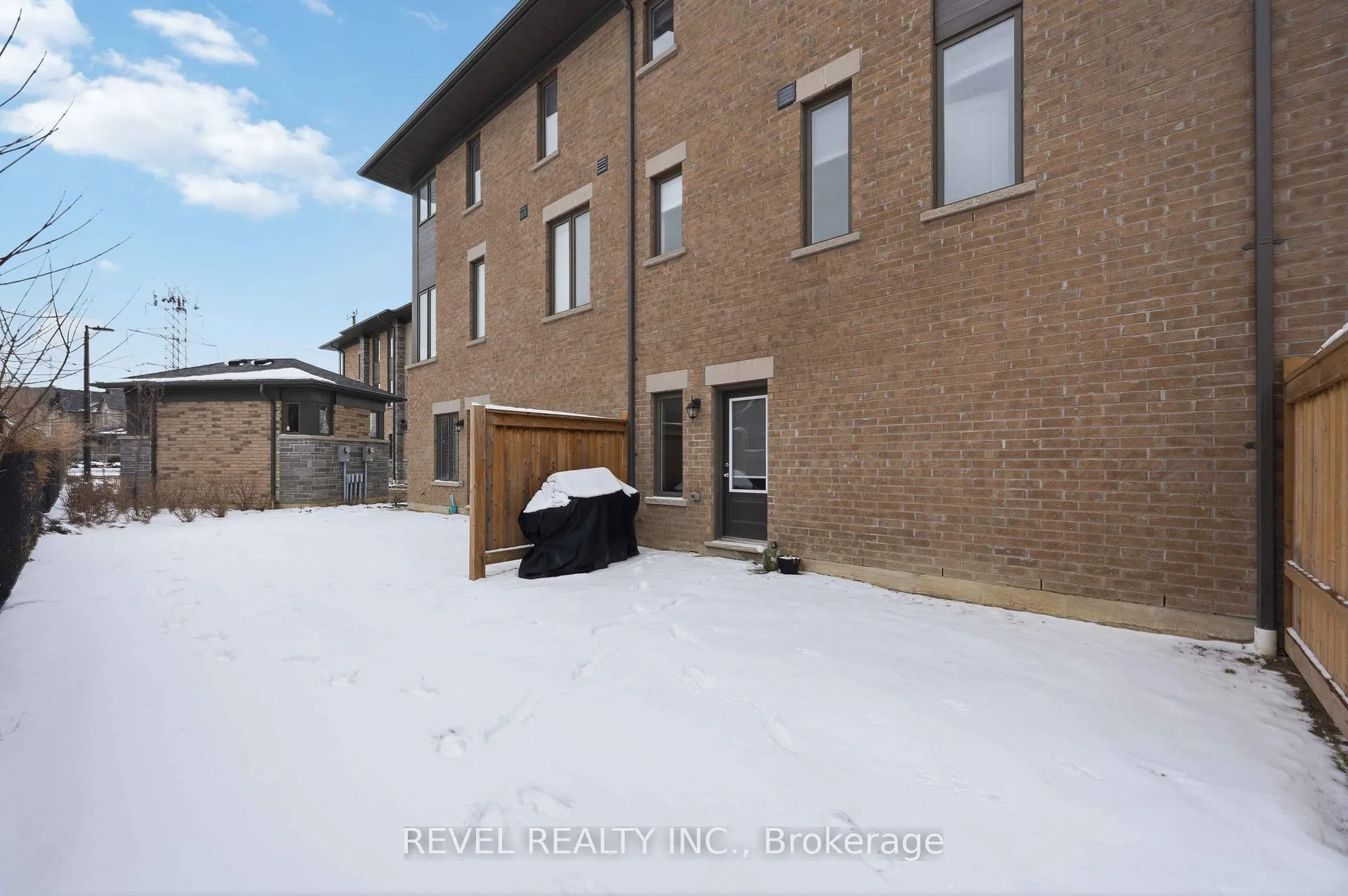 Photo 42 of Unit 14, 1956 Altona Road, Pickering, Rouge Park — HOMEH