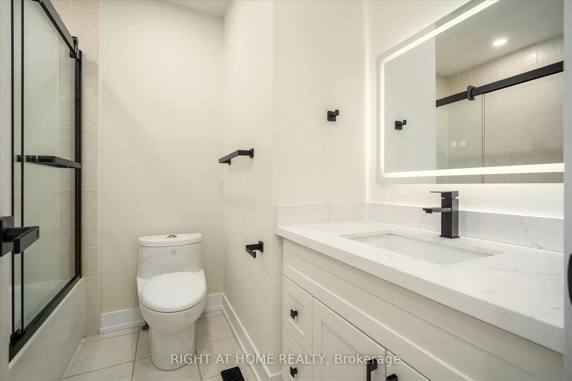 Photo 15 of Unit 36, 735 Sheppard Avenue W, Pickering, Woodlands — HOMEH